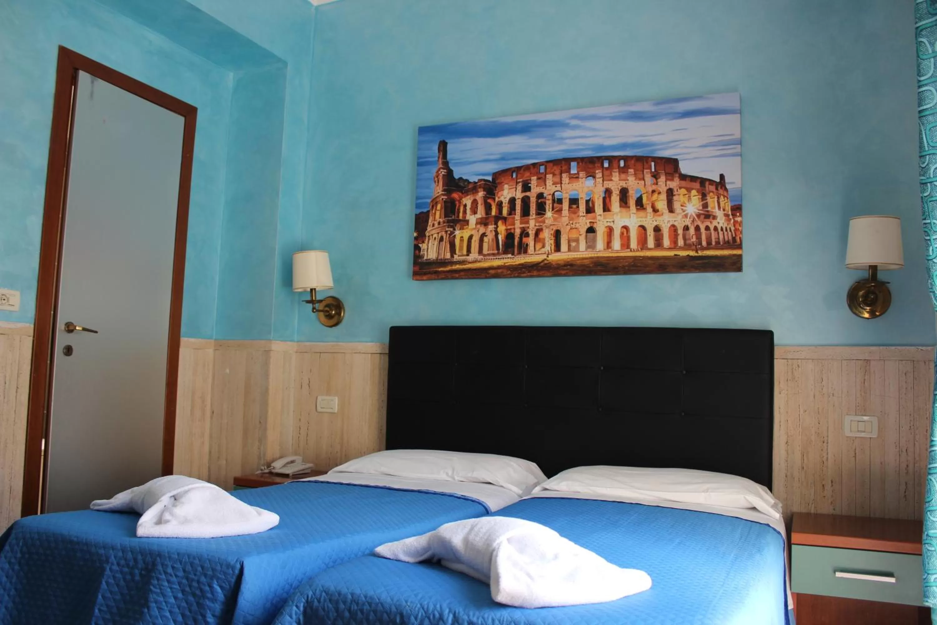 Bed in Hotel Pyramid