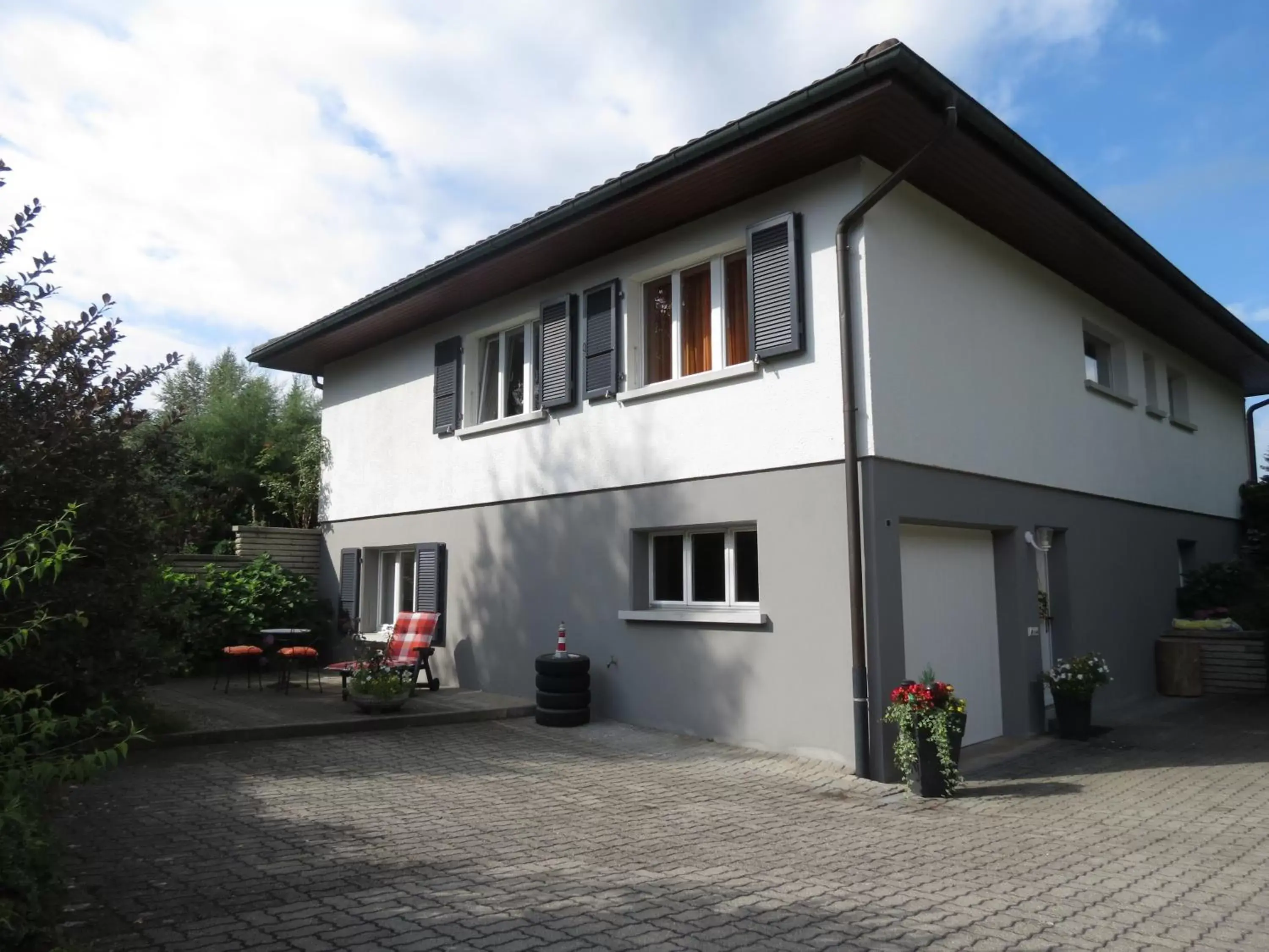 Facade/entrance, Property Building in B&B Andrey