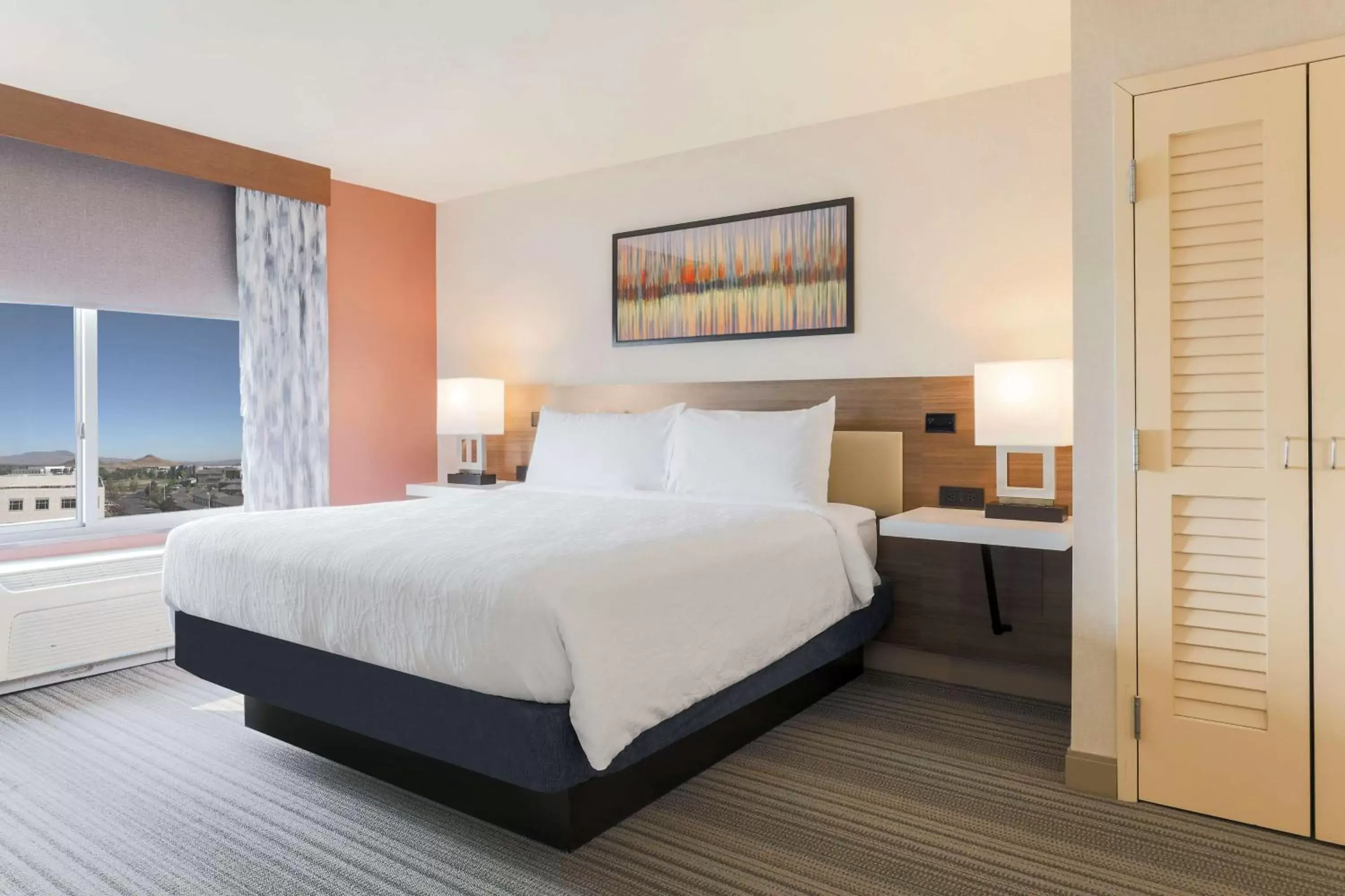Bed in Hilton Garden Inn Reno