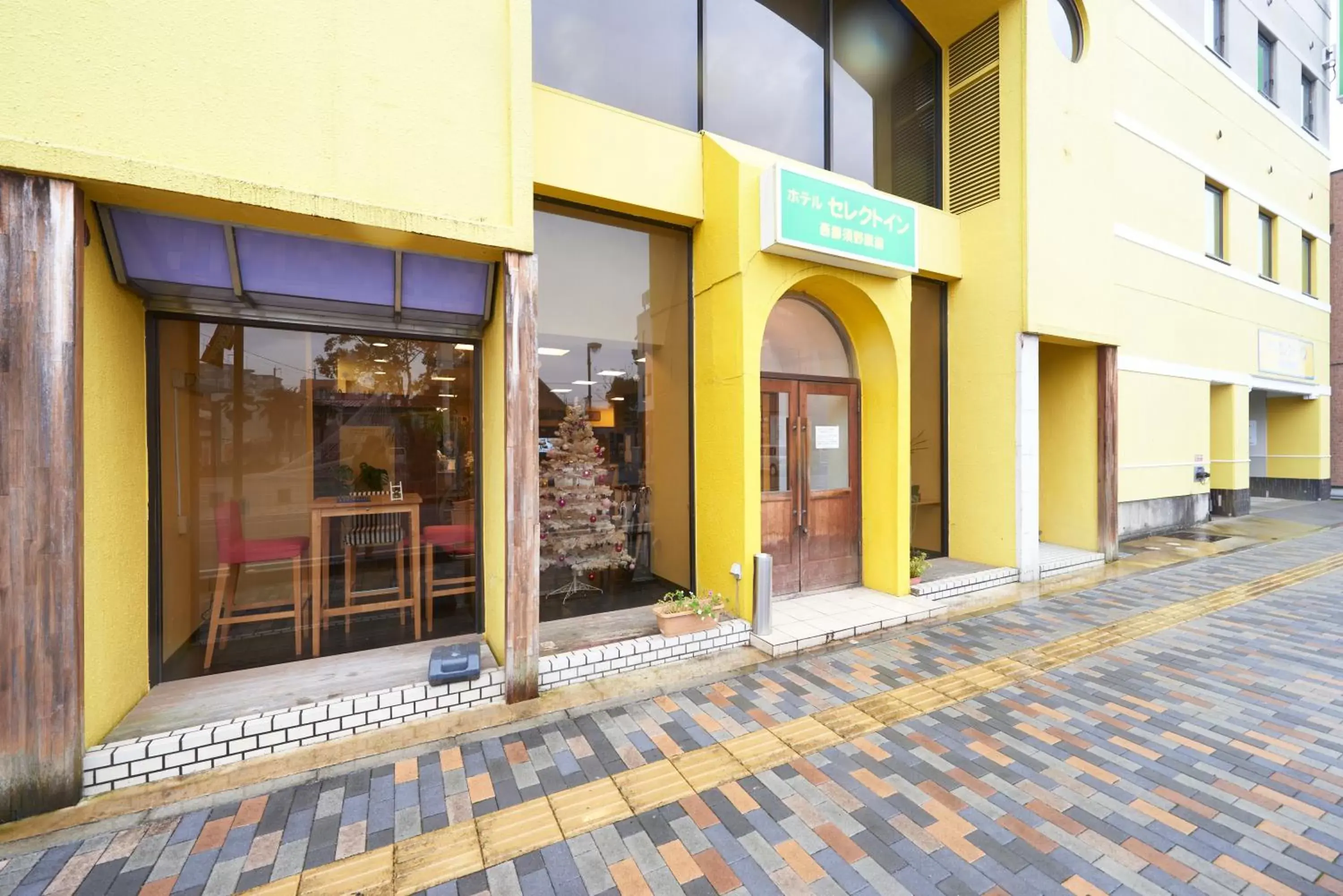 Facade/entrance in Hotel Select Inn Nishinasuno Facade/entrance in Hotel Select Inn Nishinasuno