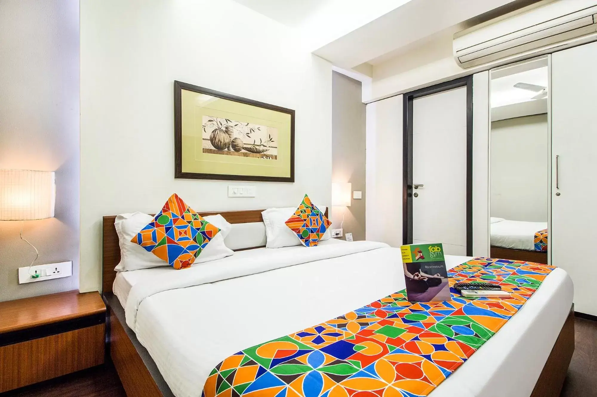 Deluxe Room - single occupancy in FabHotel Prime Avenue Deluxe Room - single occupancy in FabHotel Prime Avenue