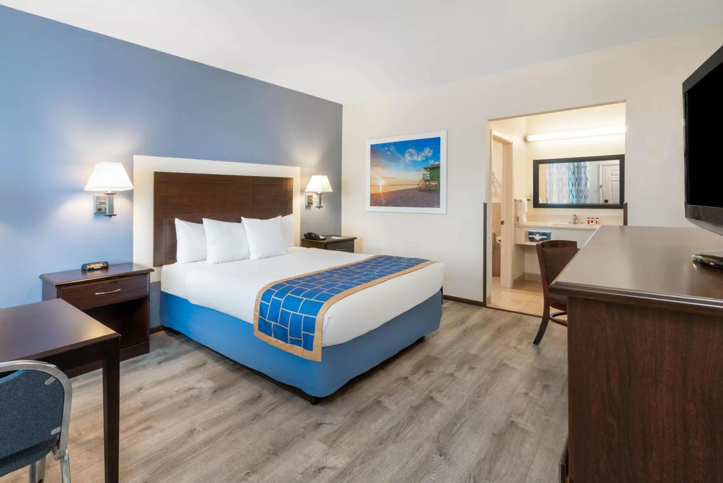 Bedroom, Bed in Days Inn by Wyndham Grants Bedroom, Bed in Days Inn by Wyndham Grants