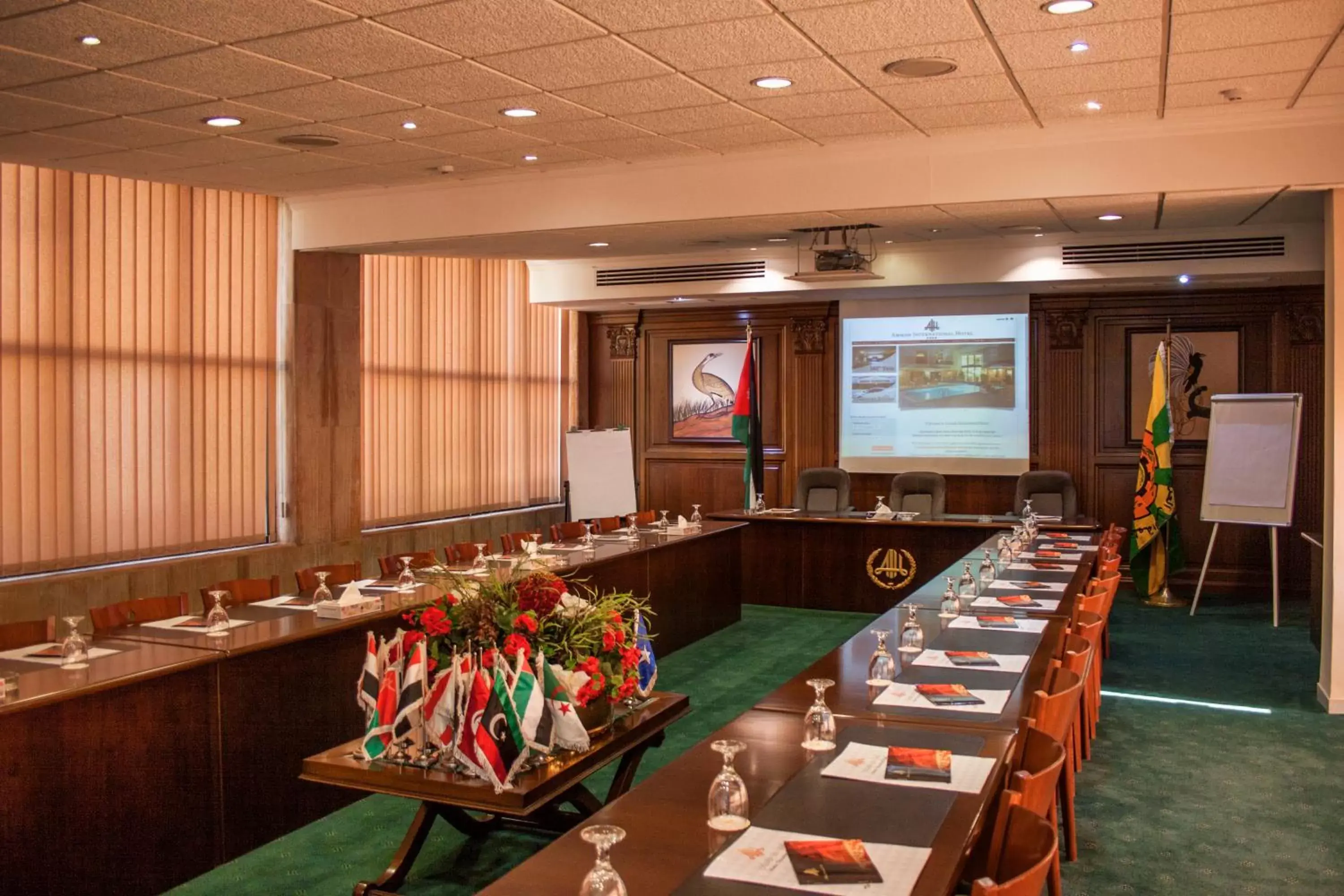 Meeting/conference room, Restaurant/Places to Eat in Amman International Hotel