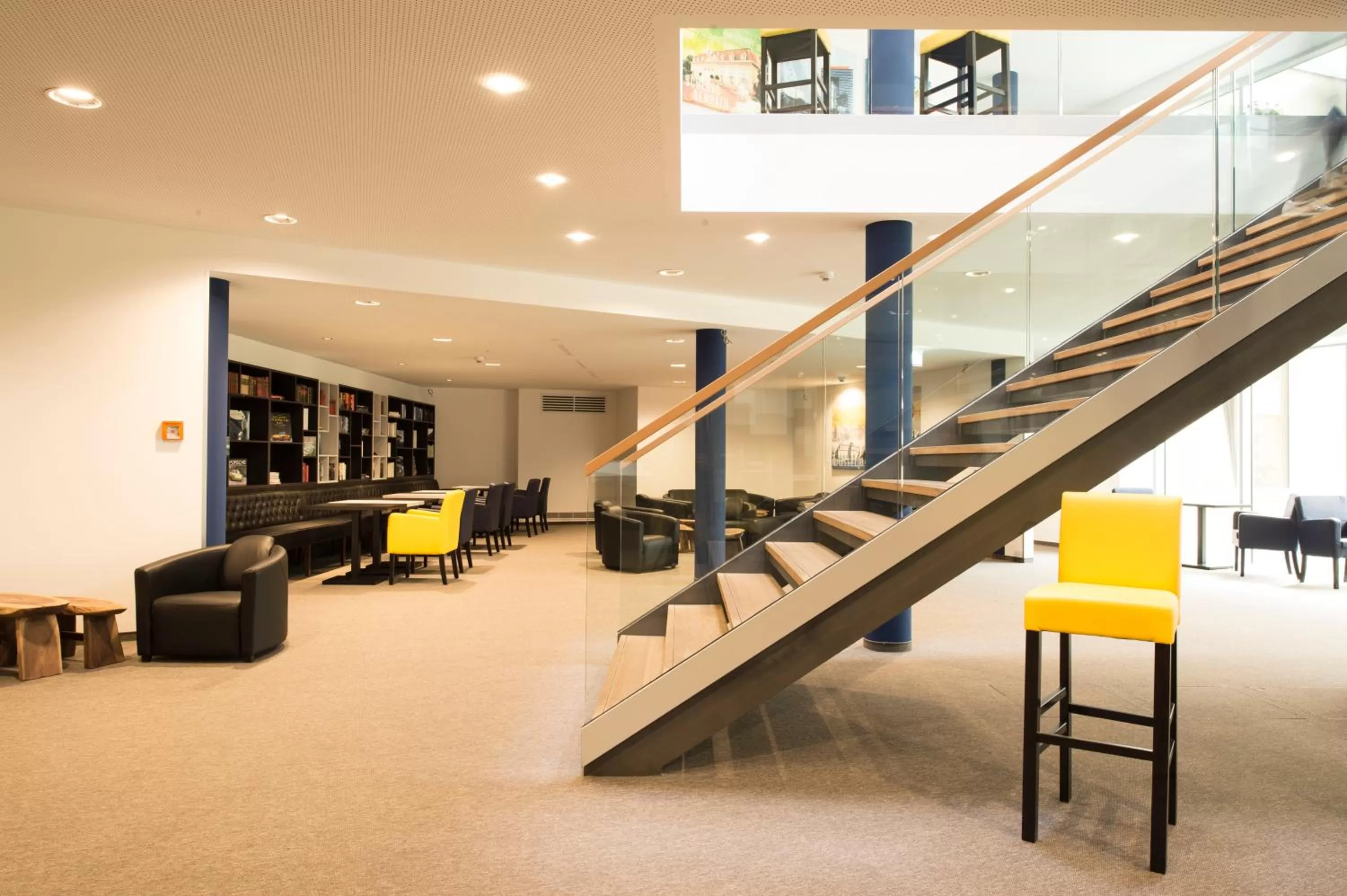 Communal lounge/ TV room in Carathotel Düsseldorf City