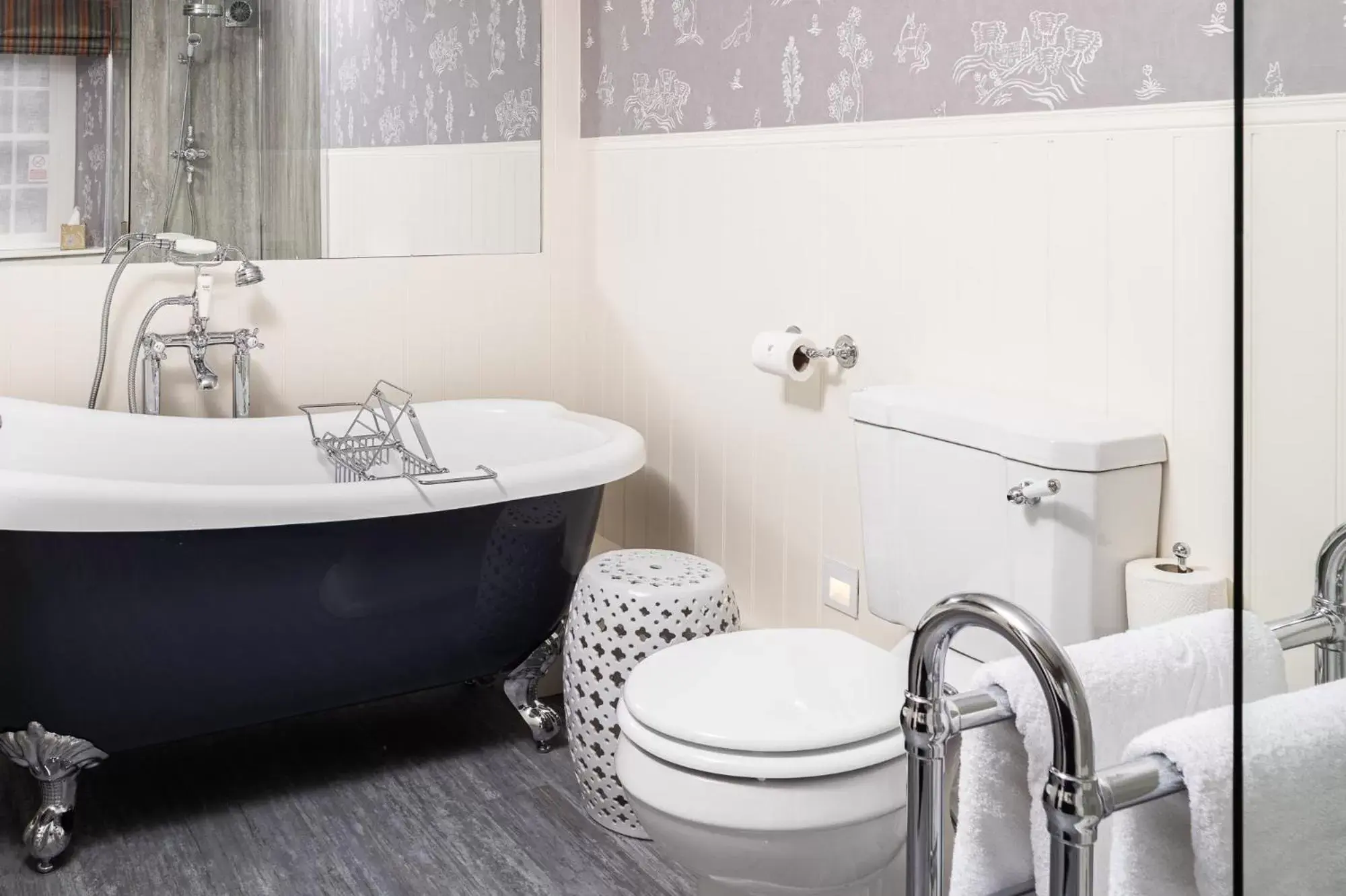 Toilet, Bathroom in The Dalesman Country Inn