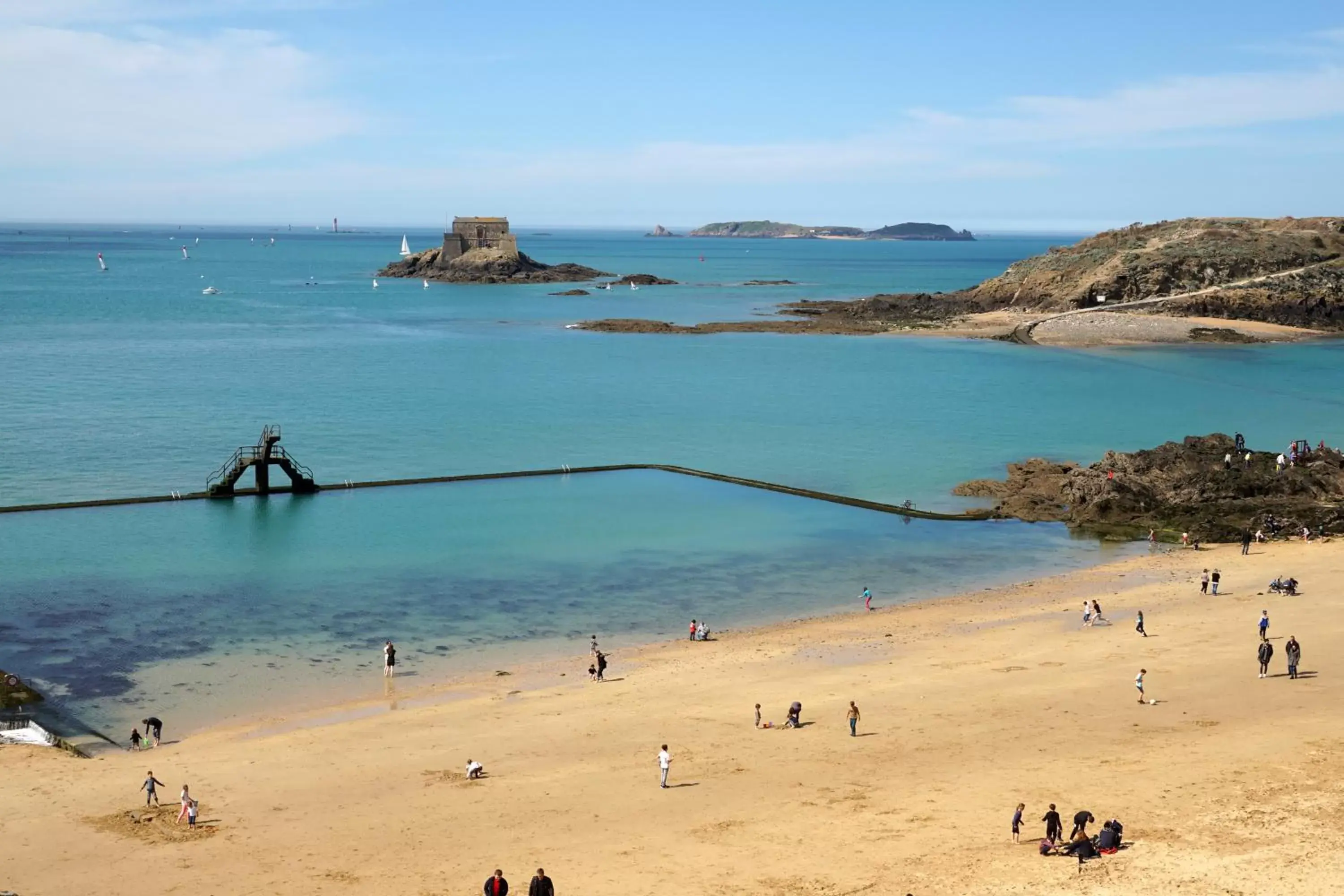 Activities, Beach in B&B HOTEL Saint Malo Sud