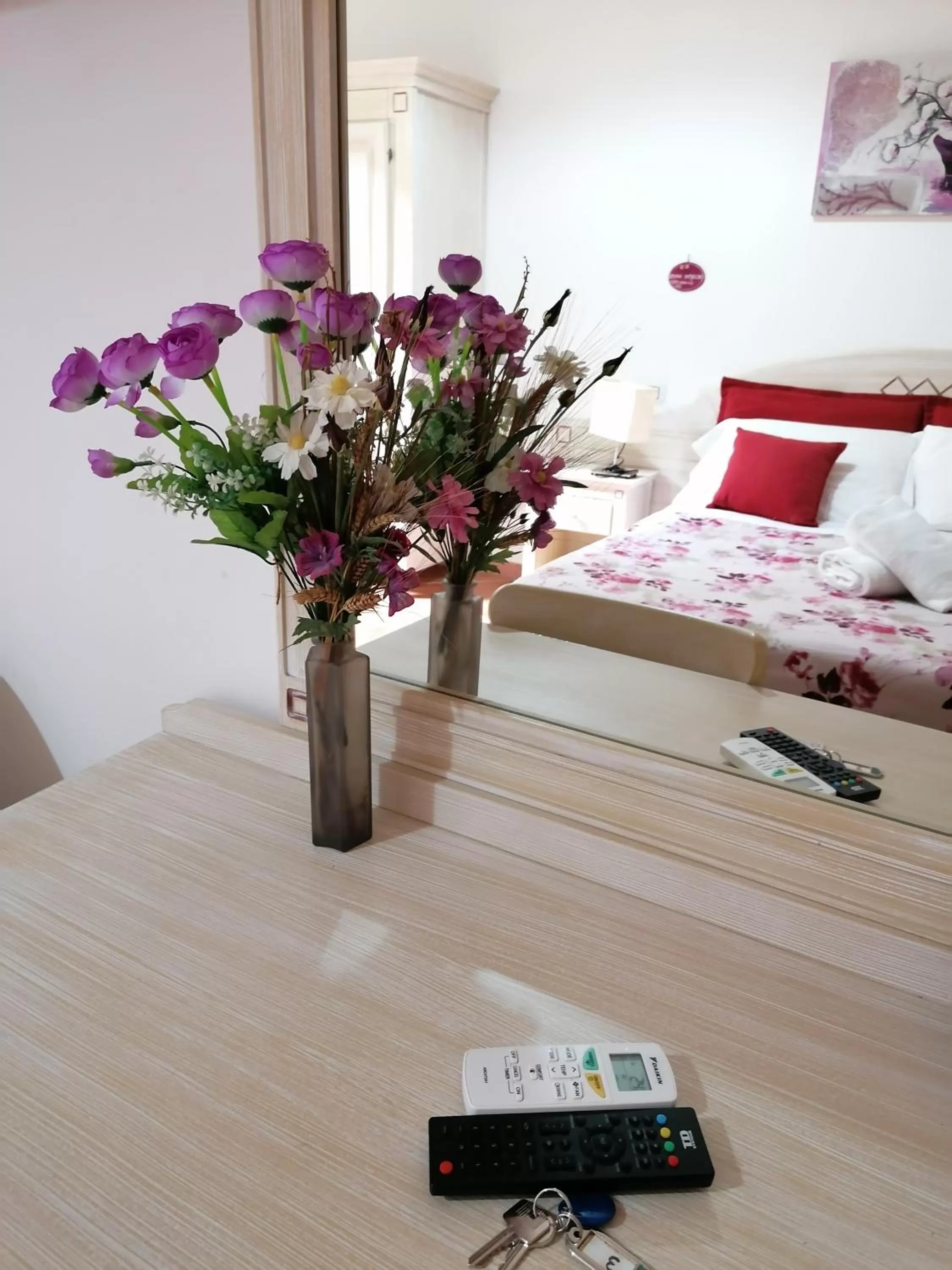 Photo of the whole room, Bed in Cicerone Guest House