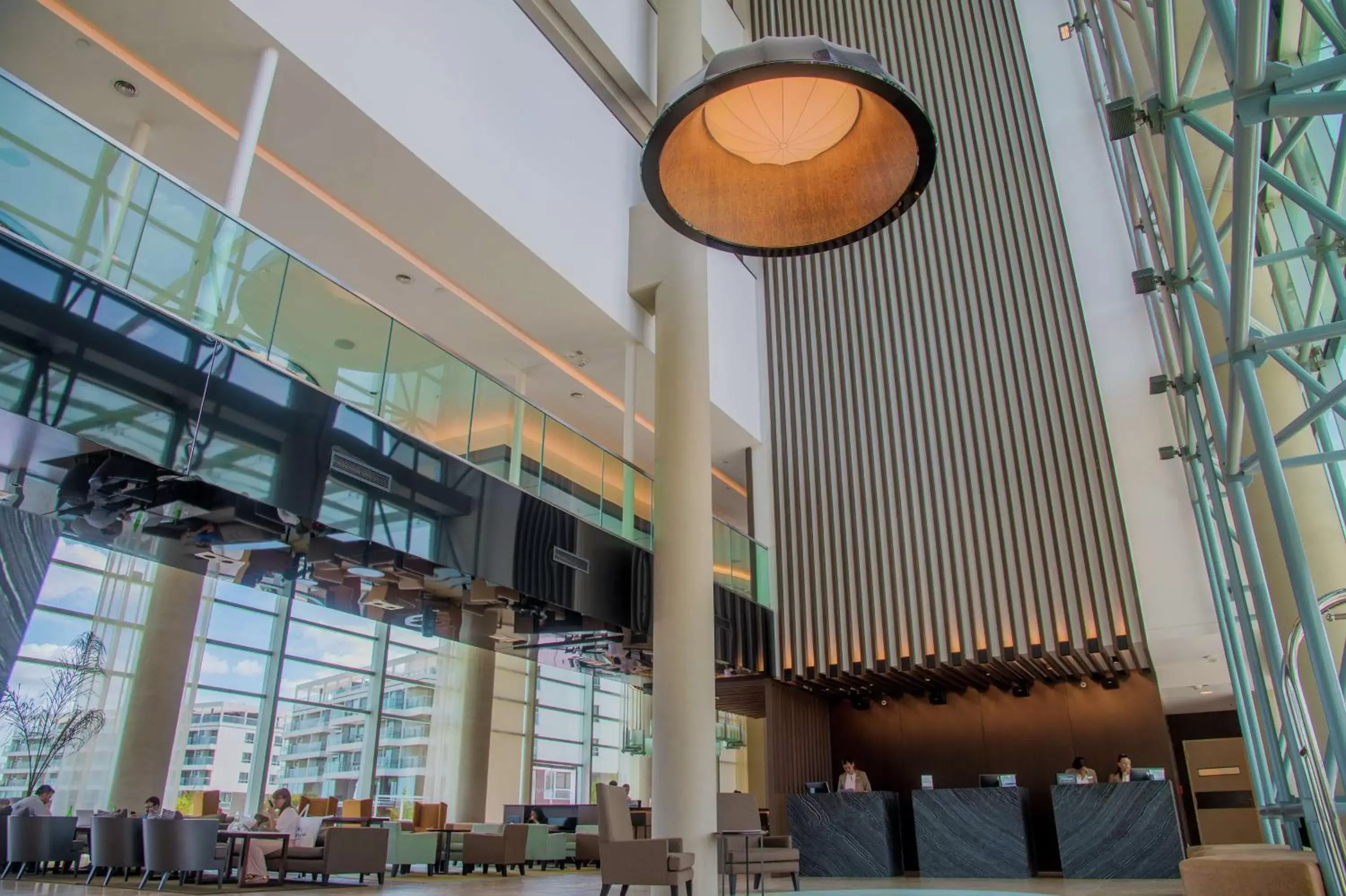 Lobby or reception in Hilton Pilar