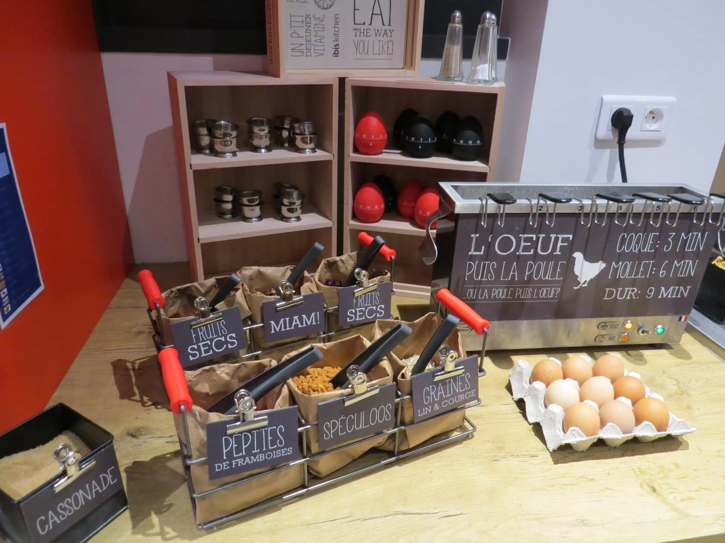 Food and drinks in ibis Soissons