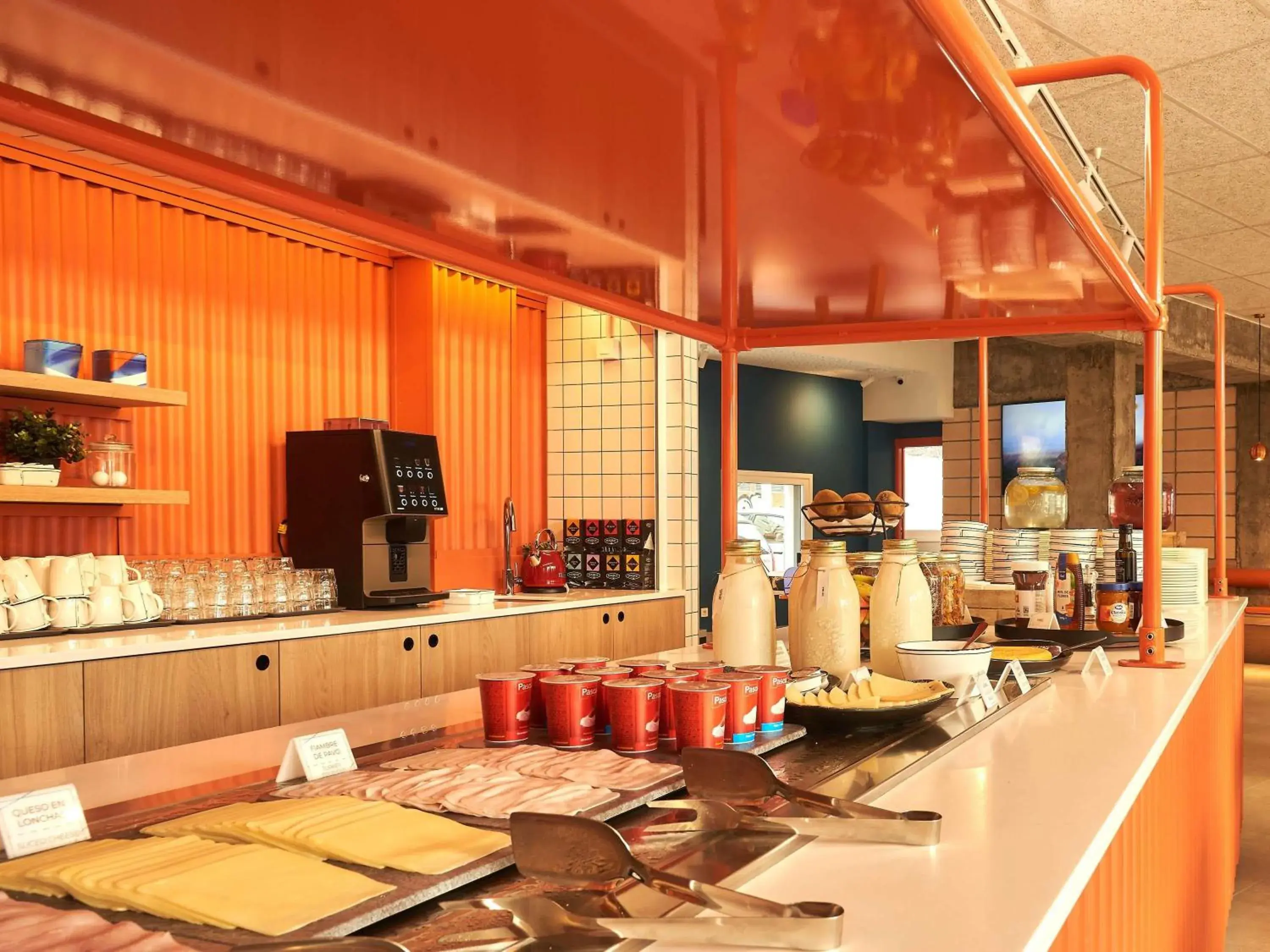 Breakfast, Restaurant/Places to Eat in ibis budget Vitoria Gasteiz