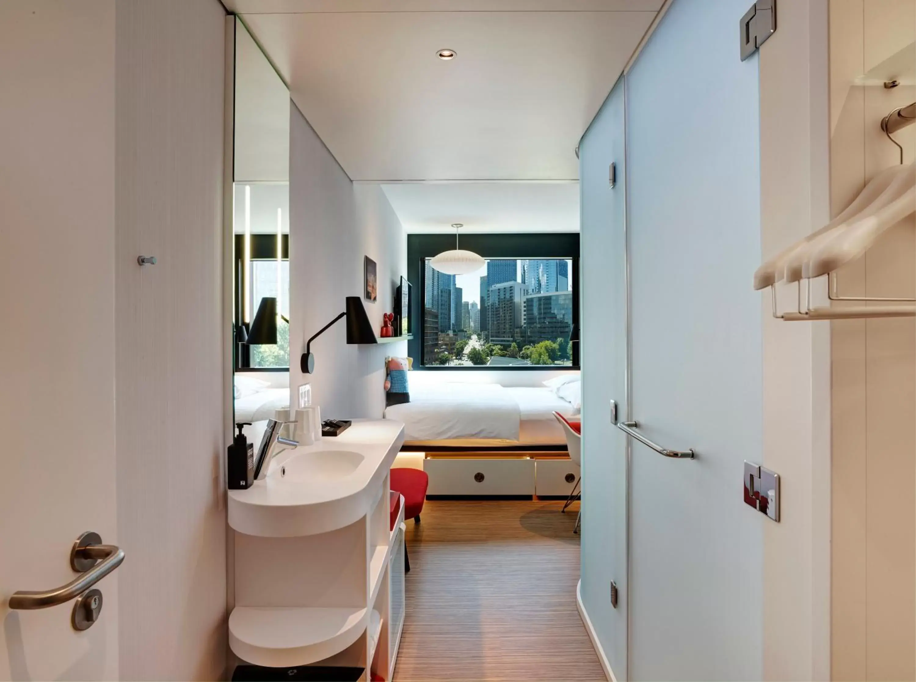 Photo of the whole room, Bathroom in citizenM Seattle South Lake Union