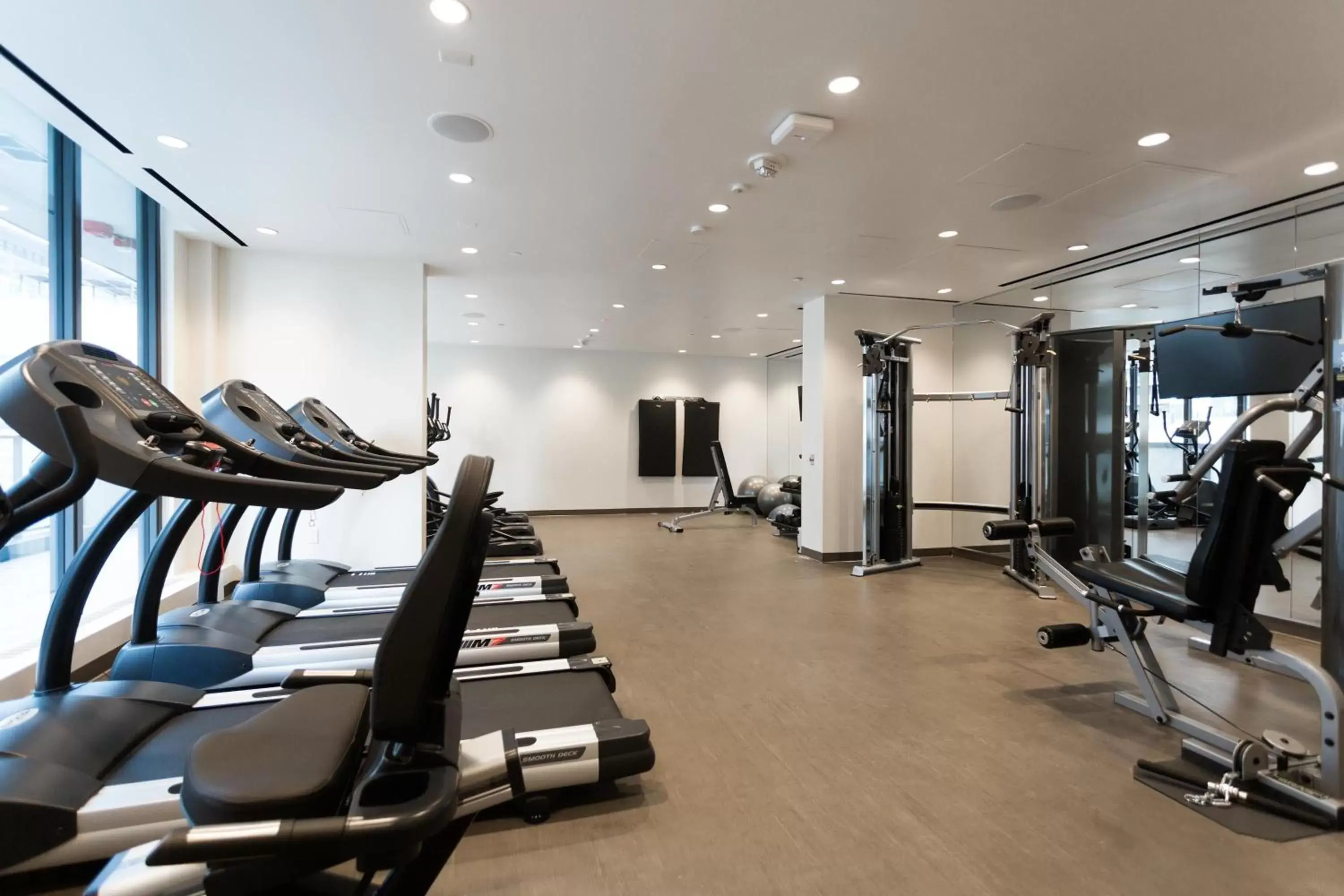 Fitness centre/facilities, Fitness Center/Facilities in King Blue Hotel Toronto