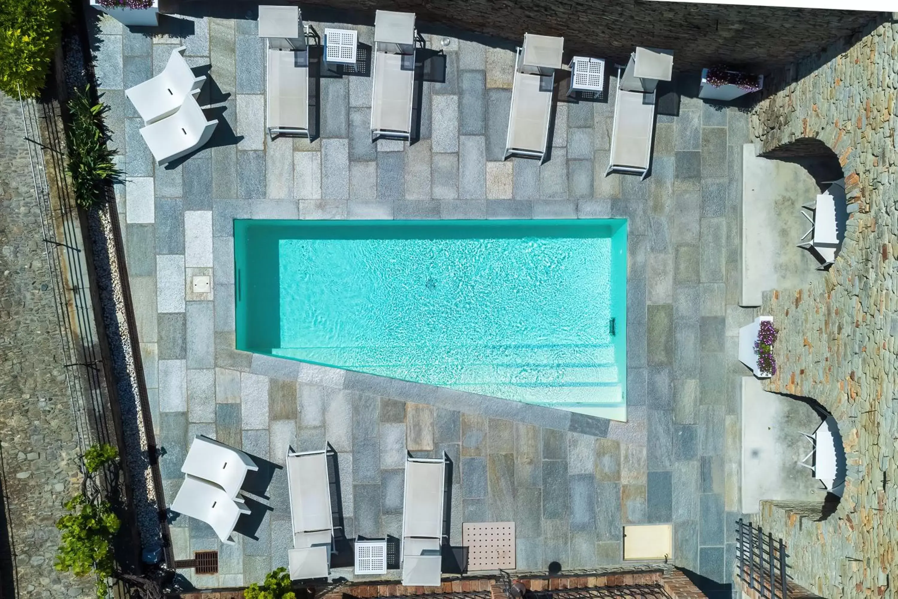 Day, Pool View in Relais Villa del Borgo