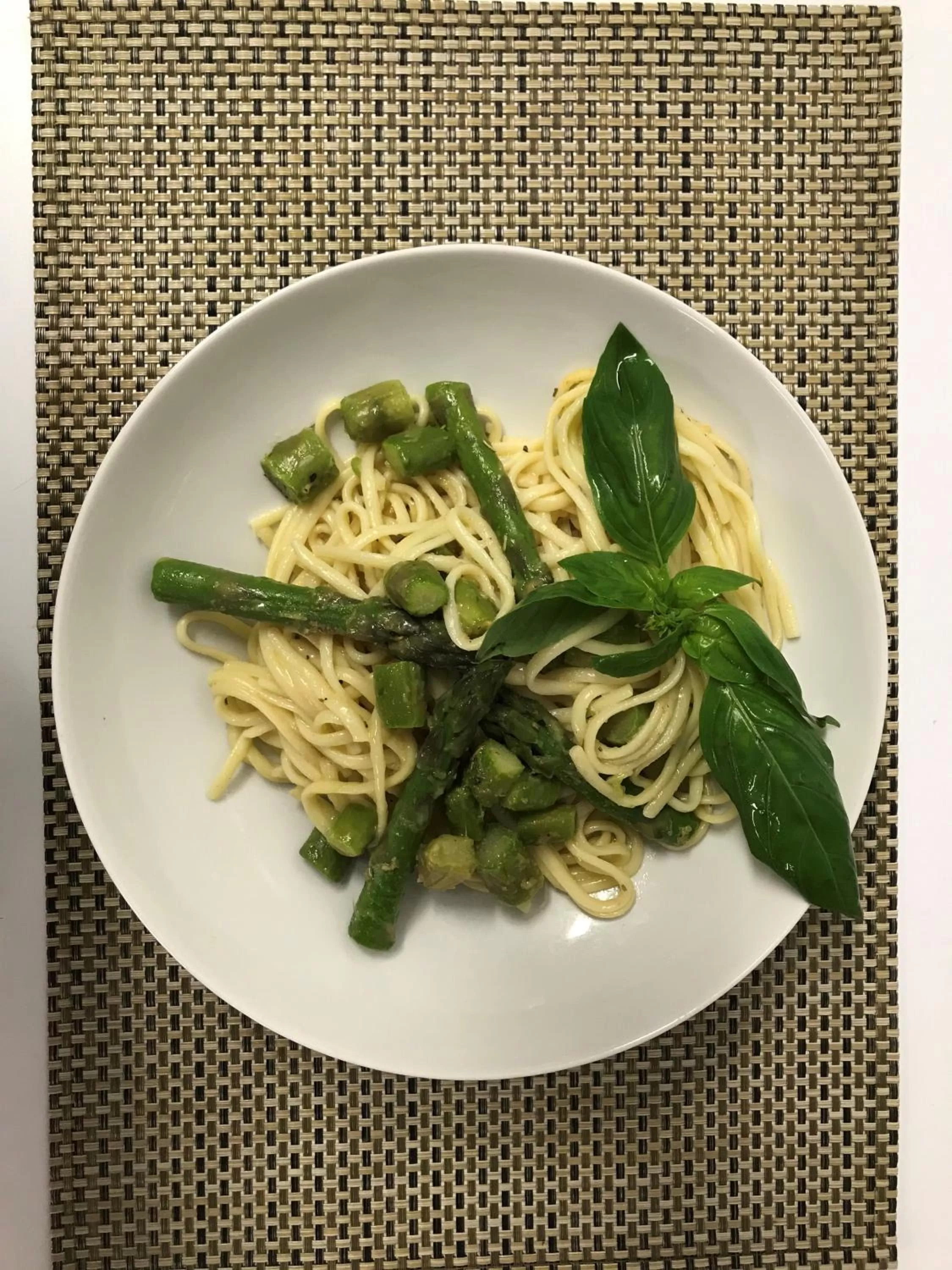 Food and drinks in Hôtel restaurant Kyriad Fréjus