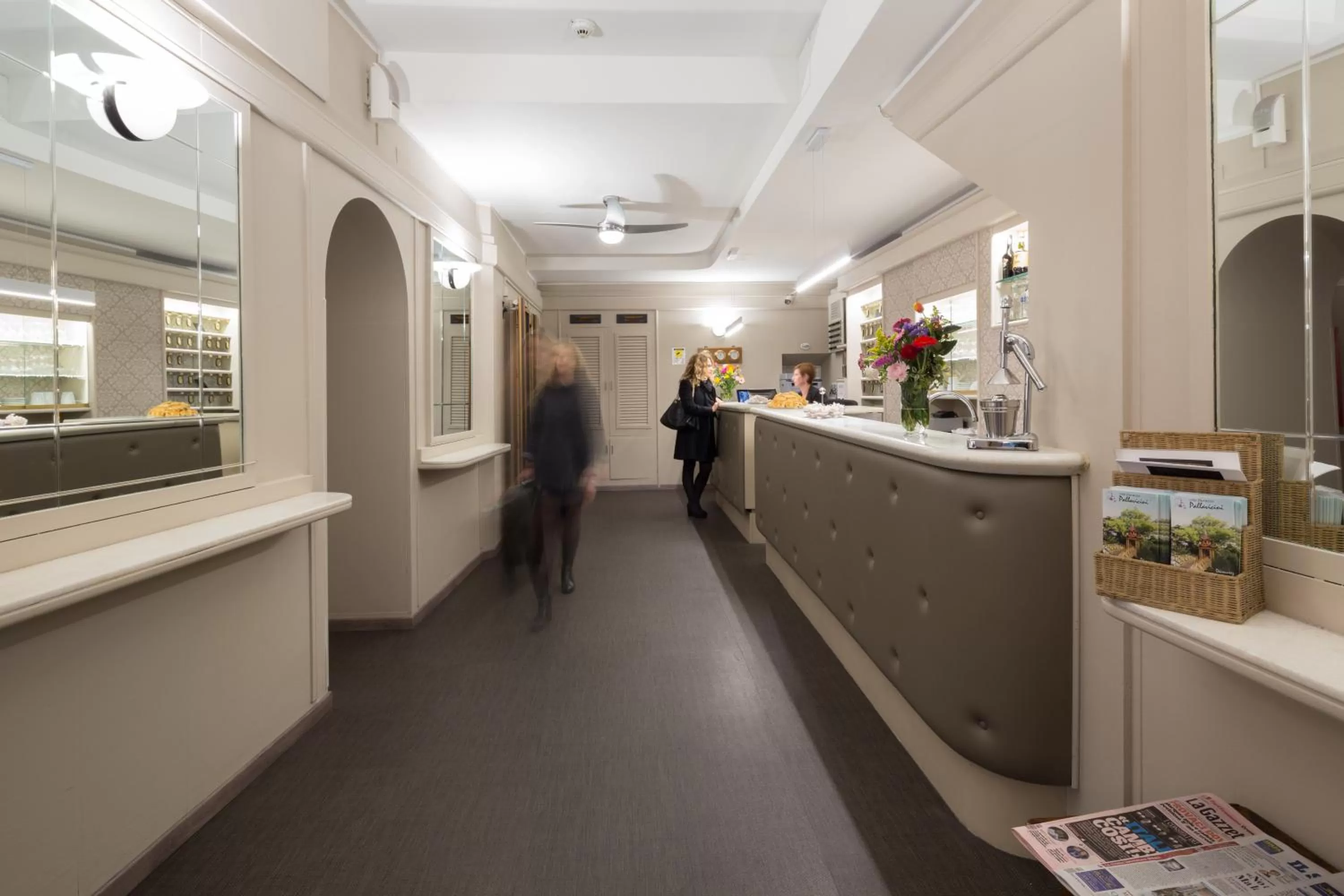 Lobby or reception in Hotel Helvetia