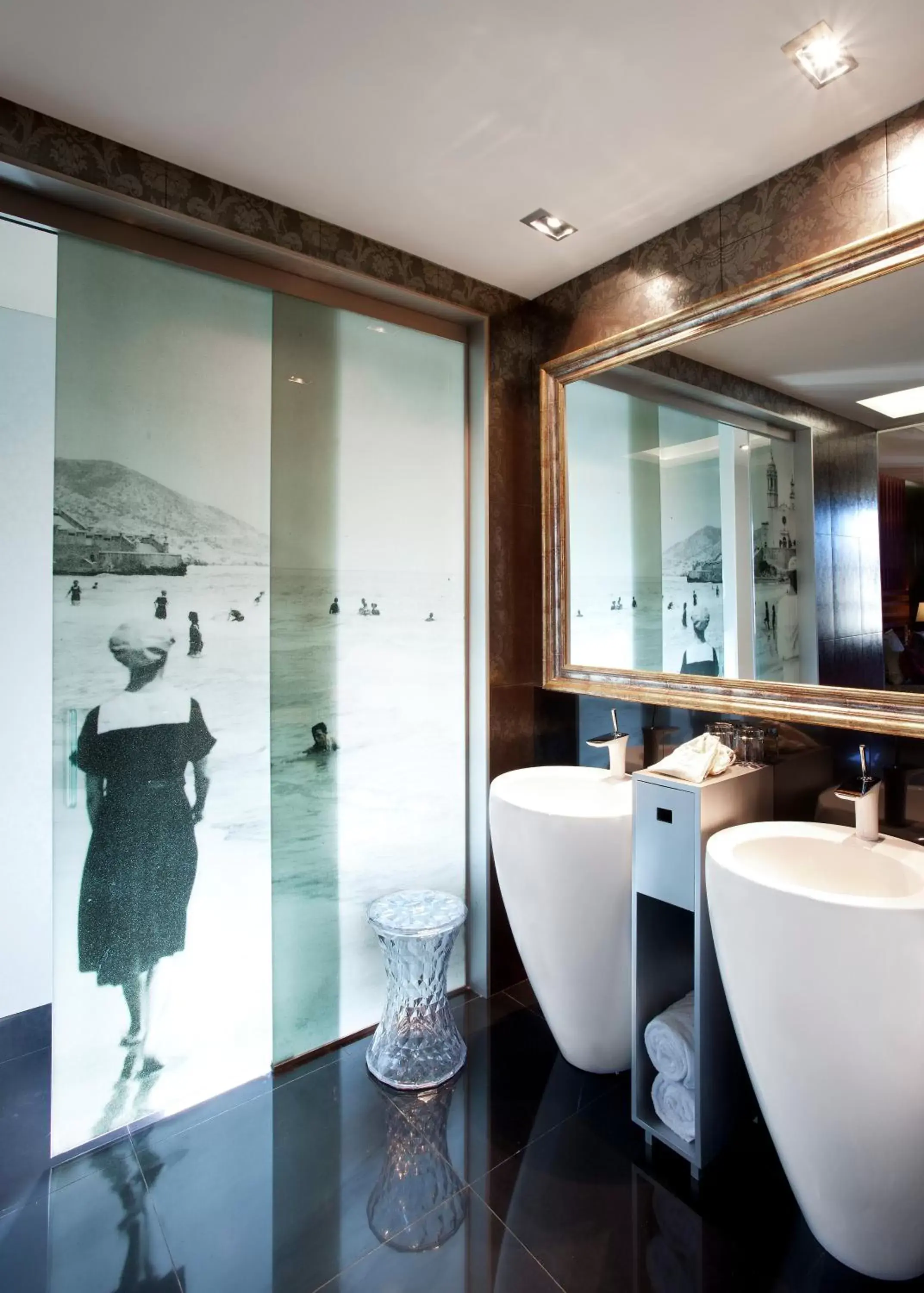 Bathroom in Hotel MiM Sitges & Spa