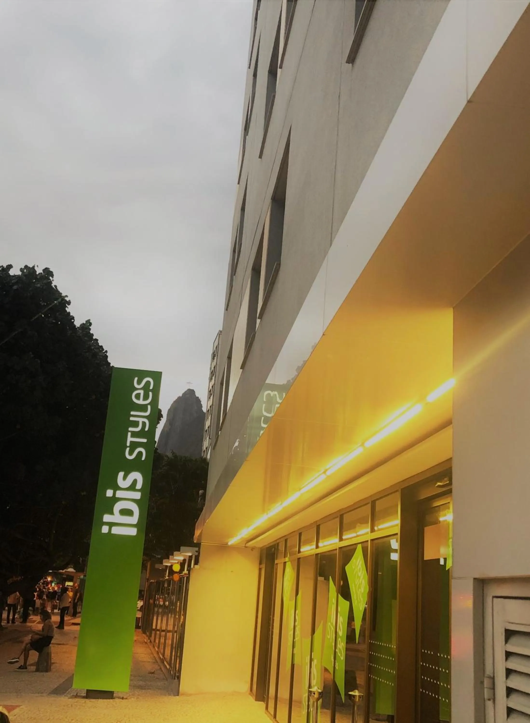 Facade/entrance in ibis Styles Rio de Janeiro Botafogo
