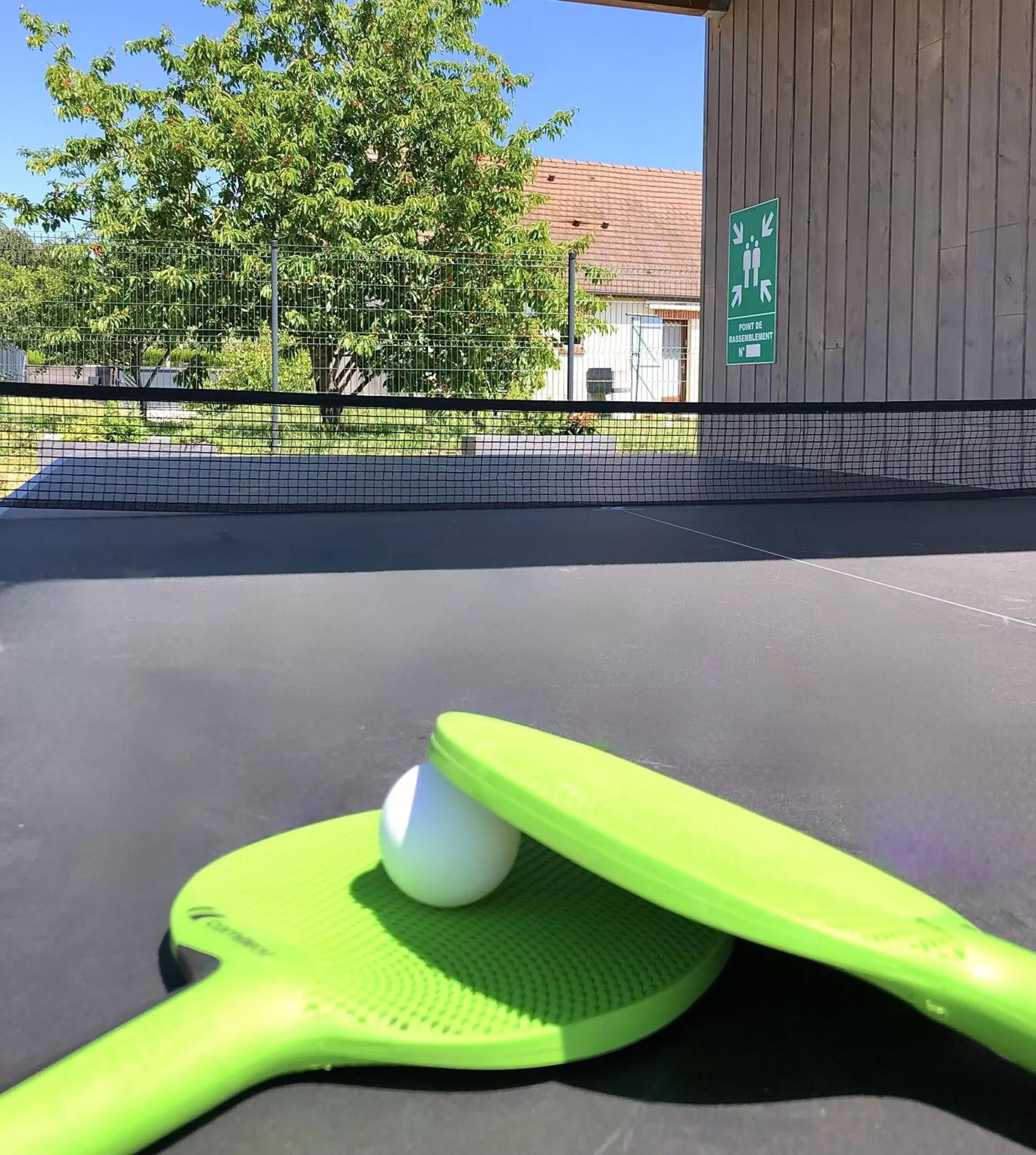 Table tennis in Brame de Sologne