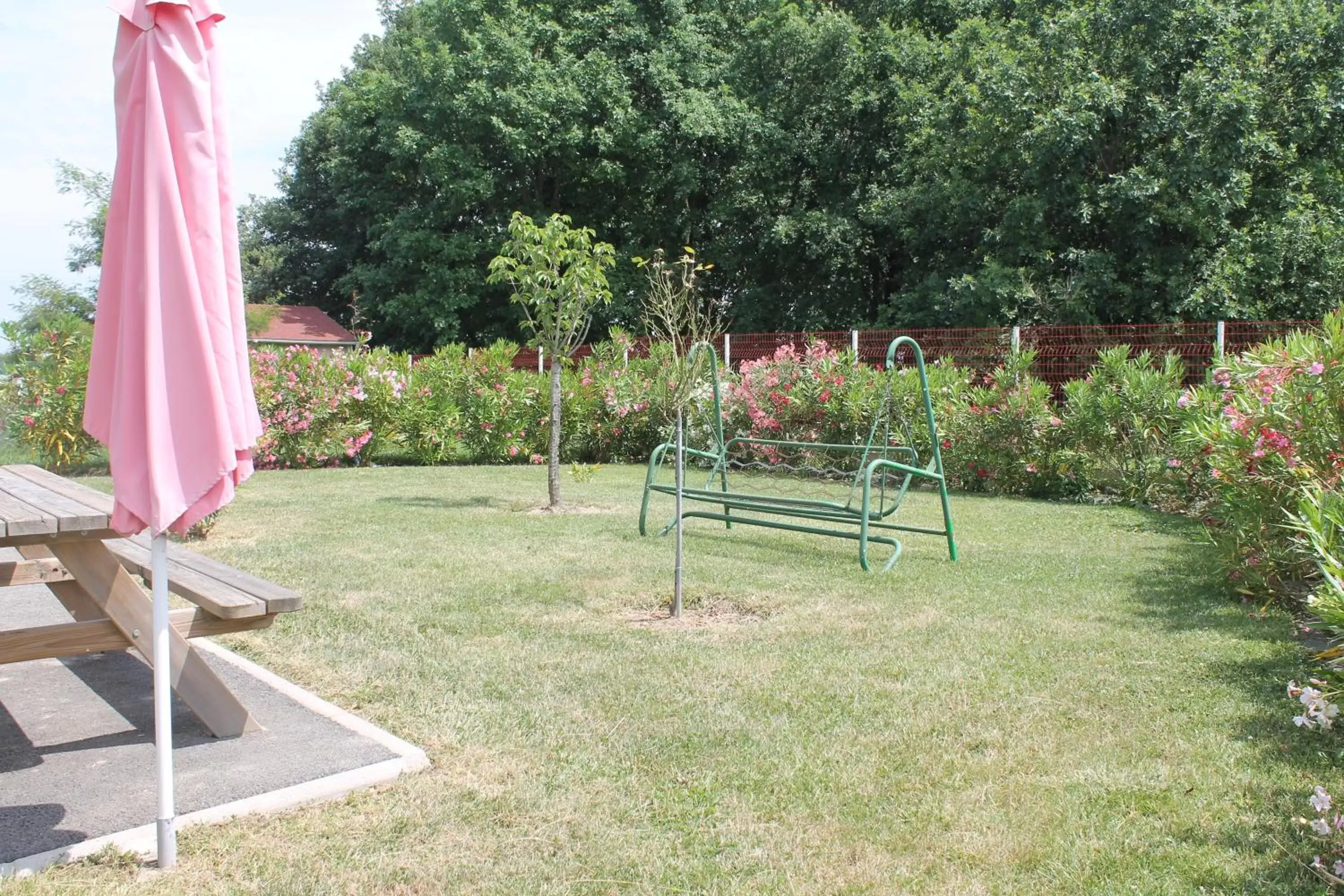 Garden, Children's Play Area in B&B La Garona