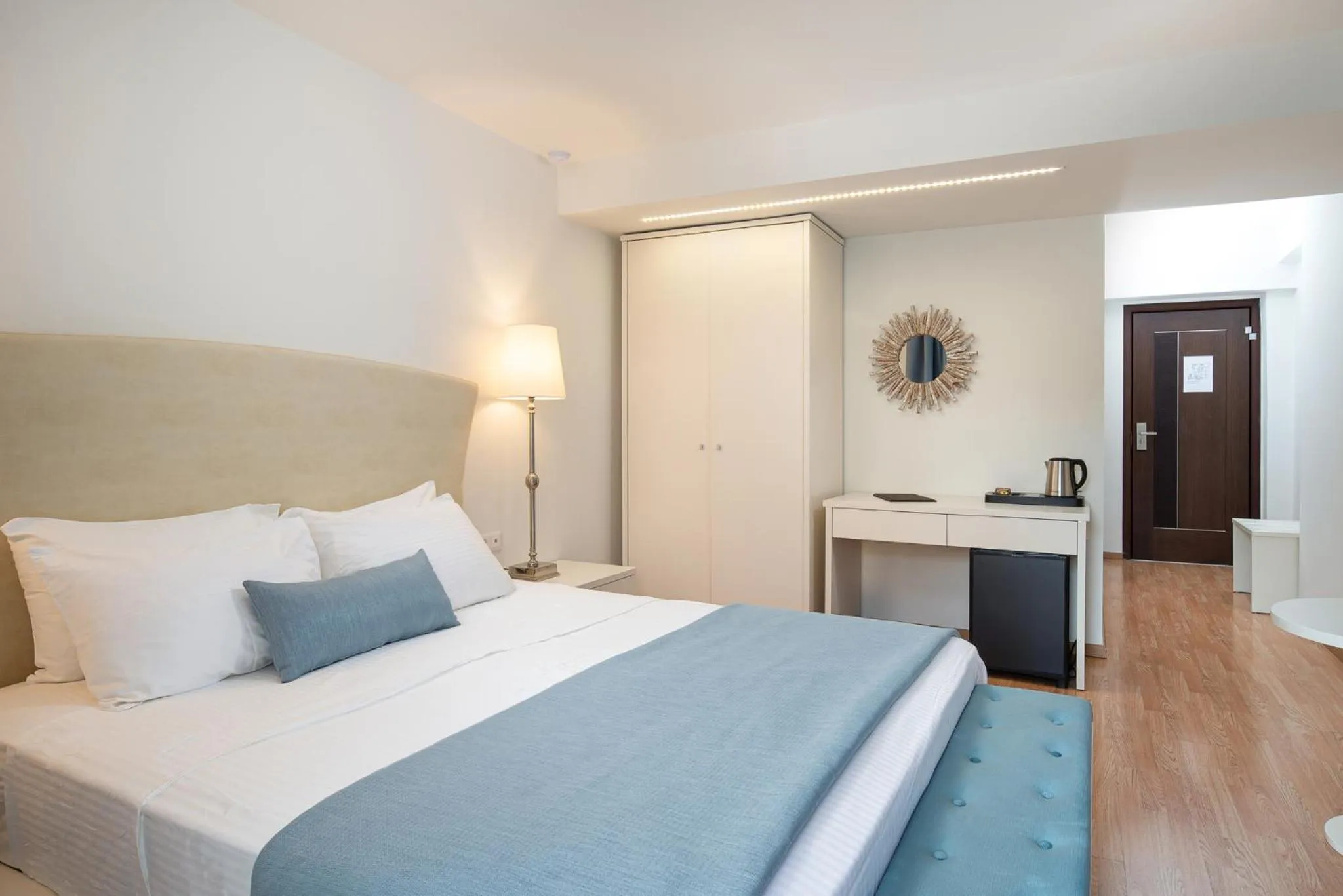 Bed in Flegra Palace