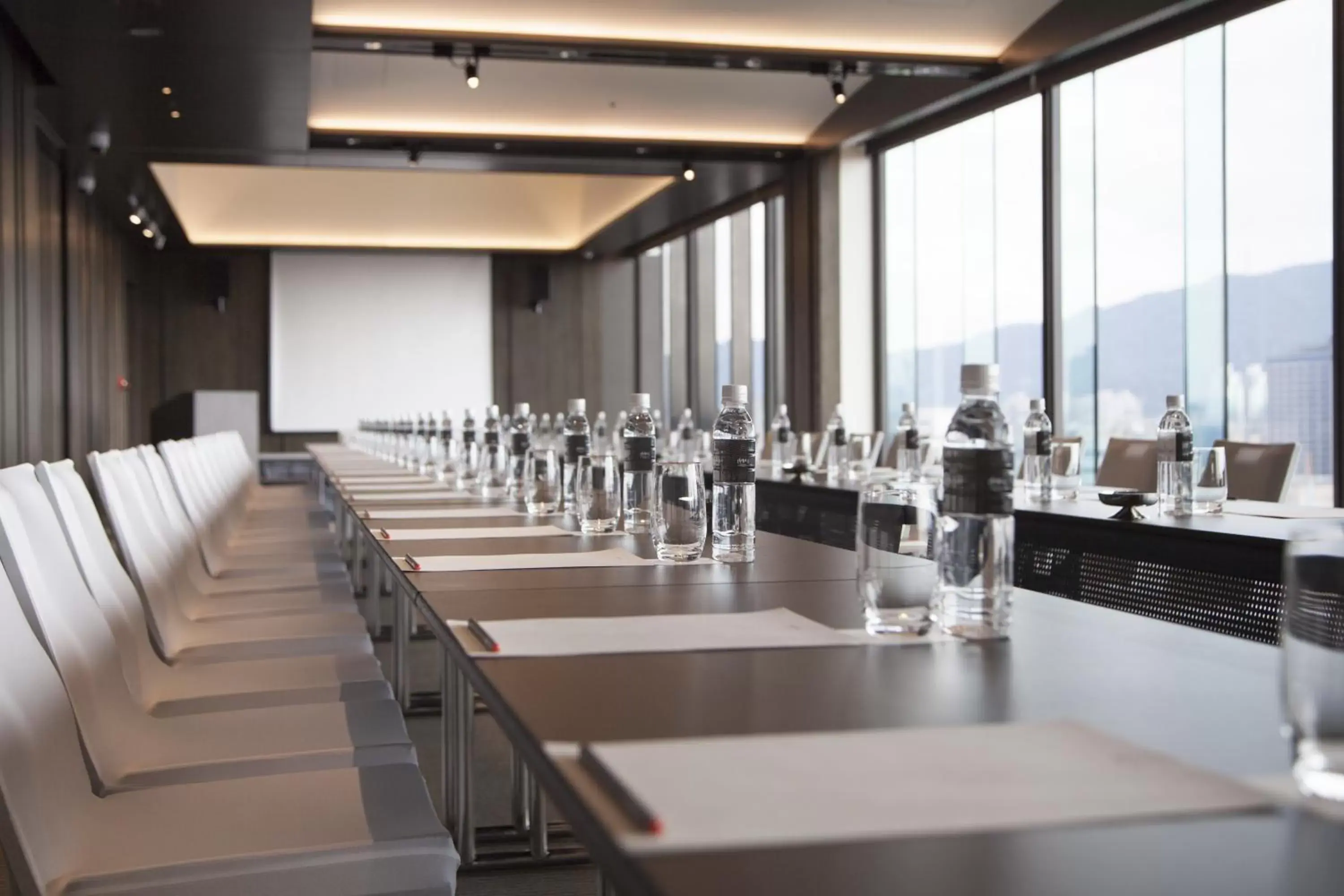 Meeting/conference room in Eslite Hotel