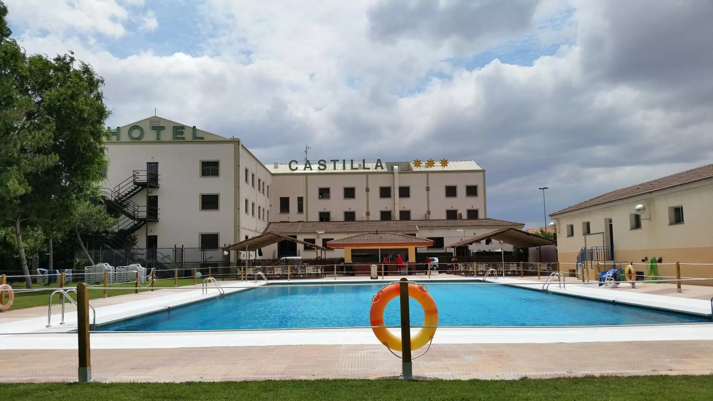 On site, Swimming Pool in Hospedium Hotel Castilla