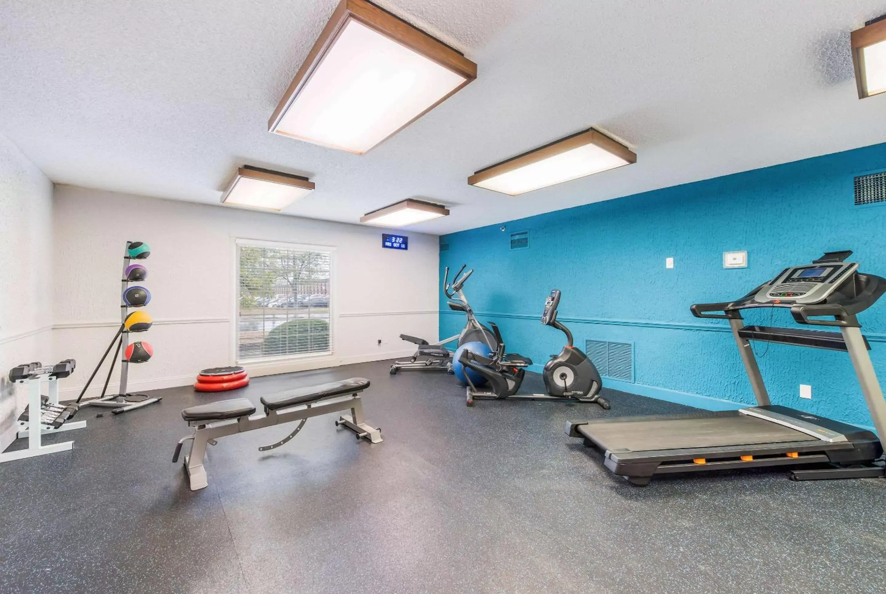 Fitness centre/facilities, Fitness Center/Facilities in The Blu Hotel Blue Ash Cincinnati, Ascend Hotel Collection