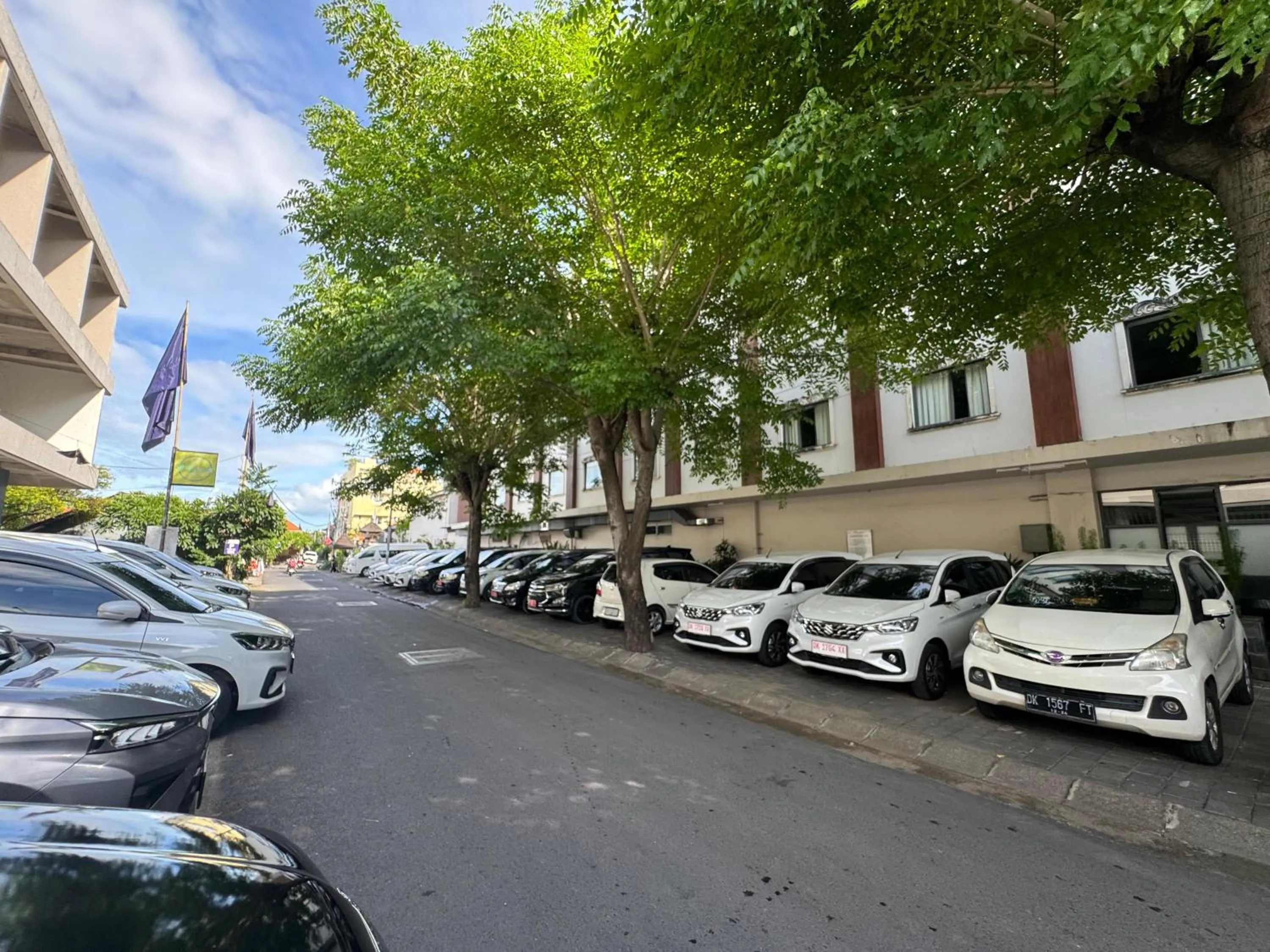 Parking in Anathera Resort Kuta