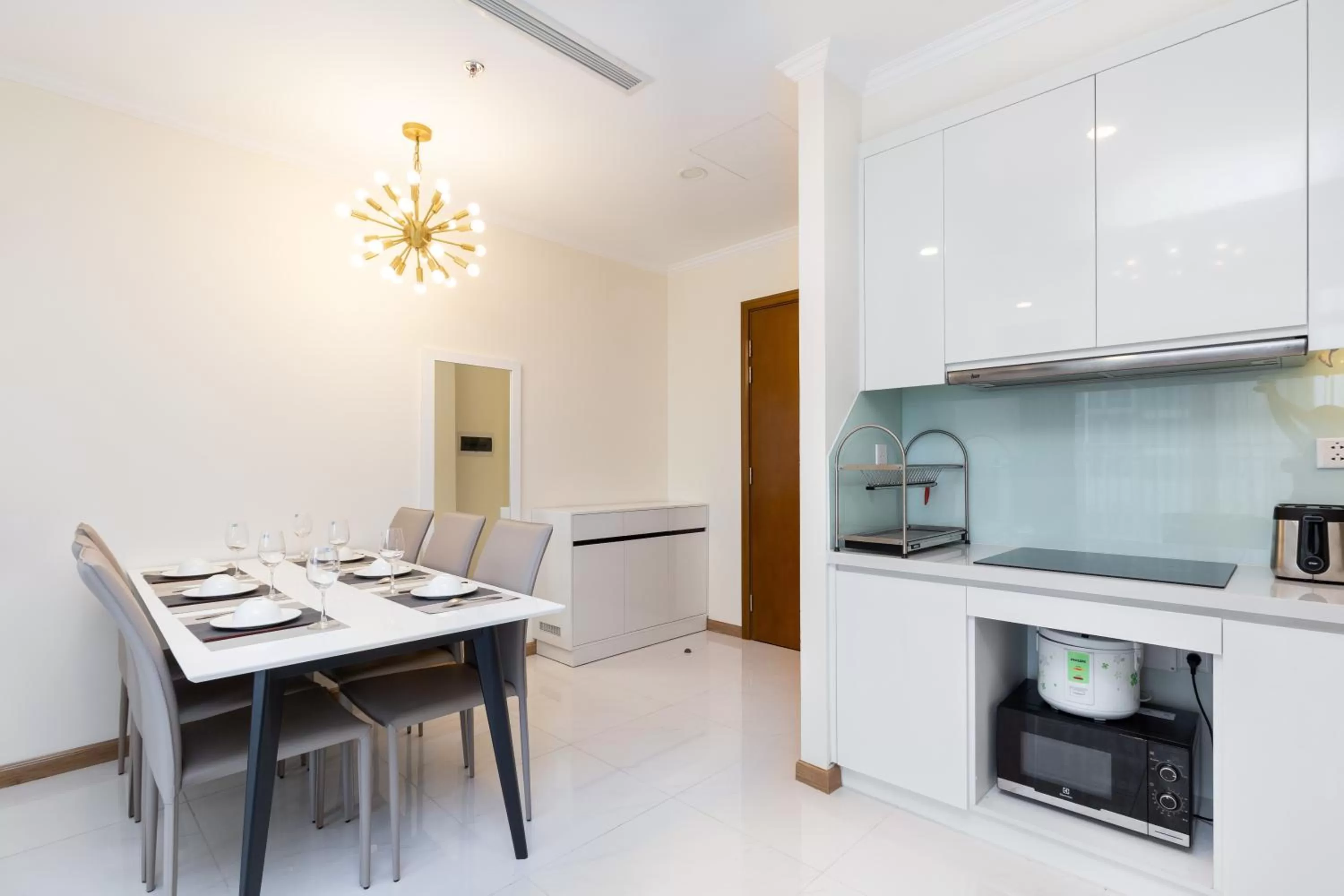 Kitchen or kitchenette, Kitchen/Kitchenette in Vinhomes Central Park-Nice Homes