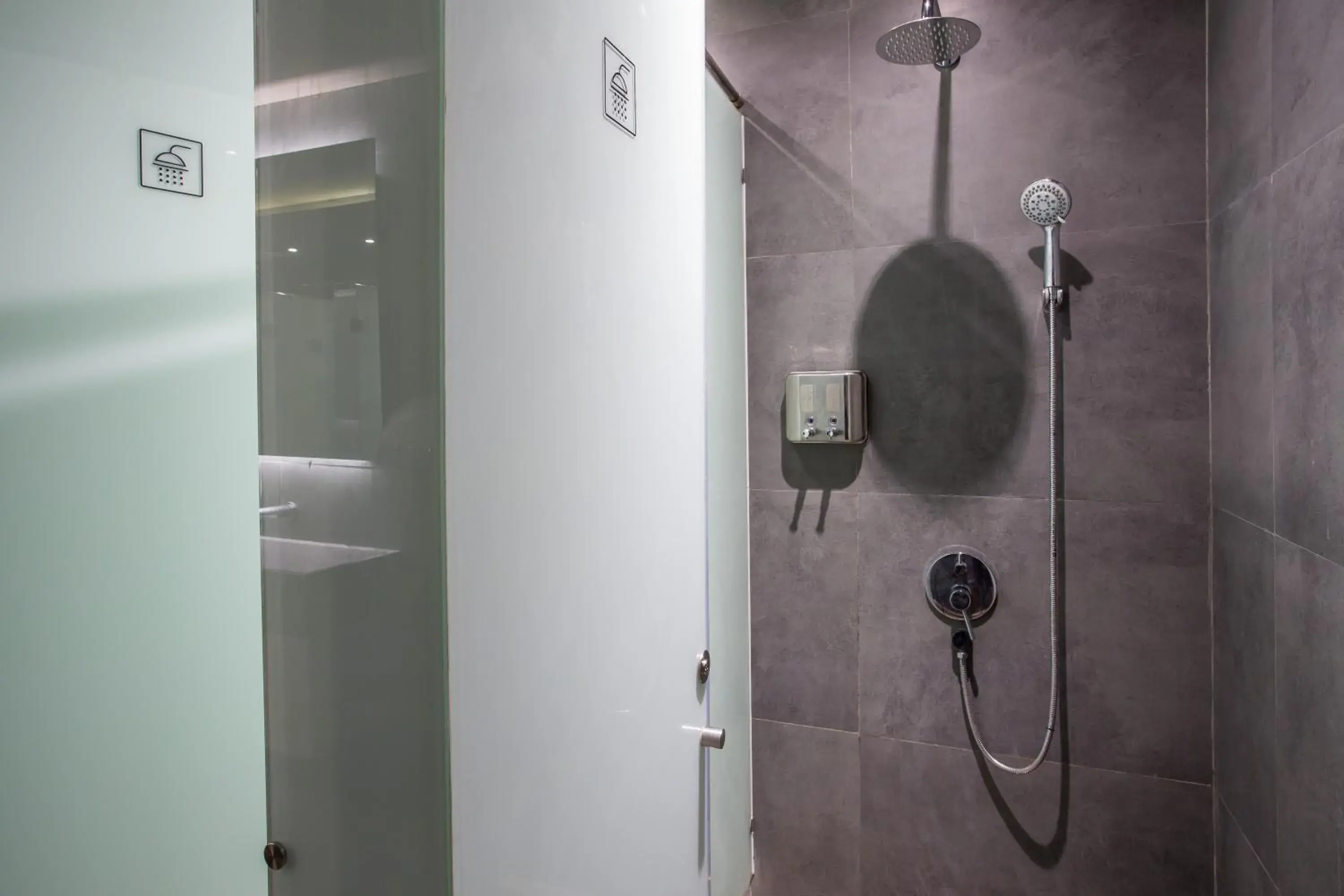 Shower, Bathroom in H-Ostel Bali