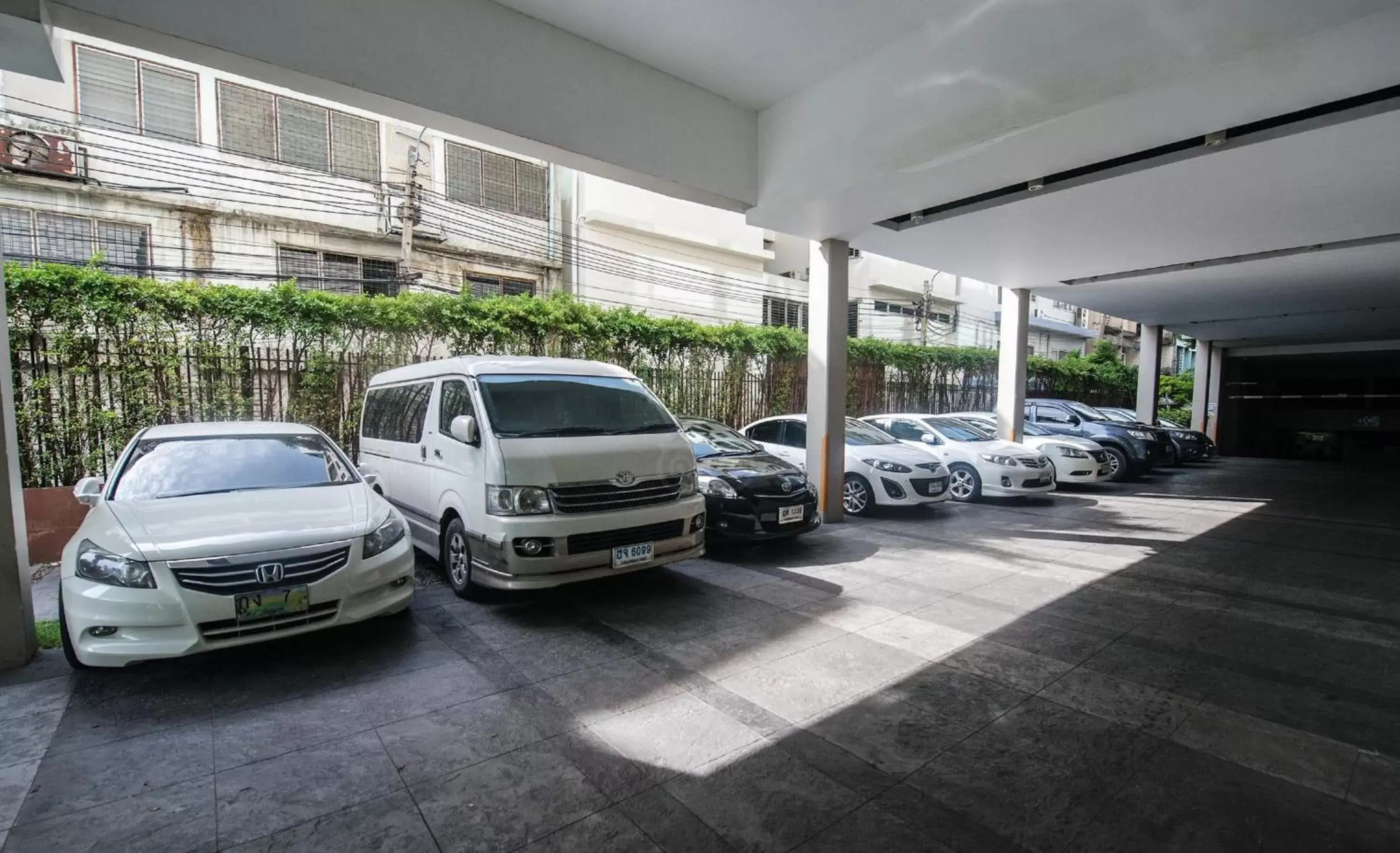 Parking in VIC 3 Bangkok - SHA Plus
