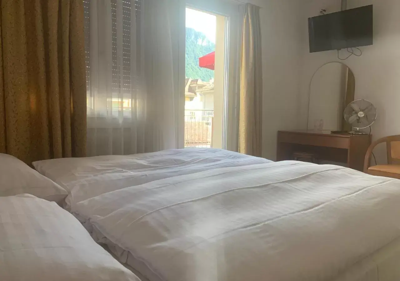 Bed in Hotel Du Quai