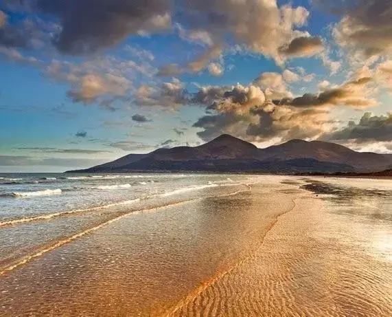 Nearby landmark, Beach in Ballymote Country House