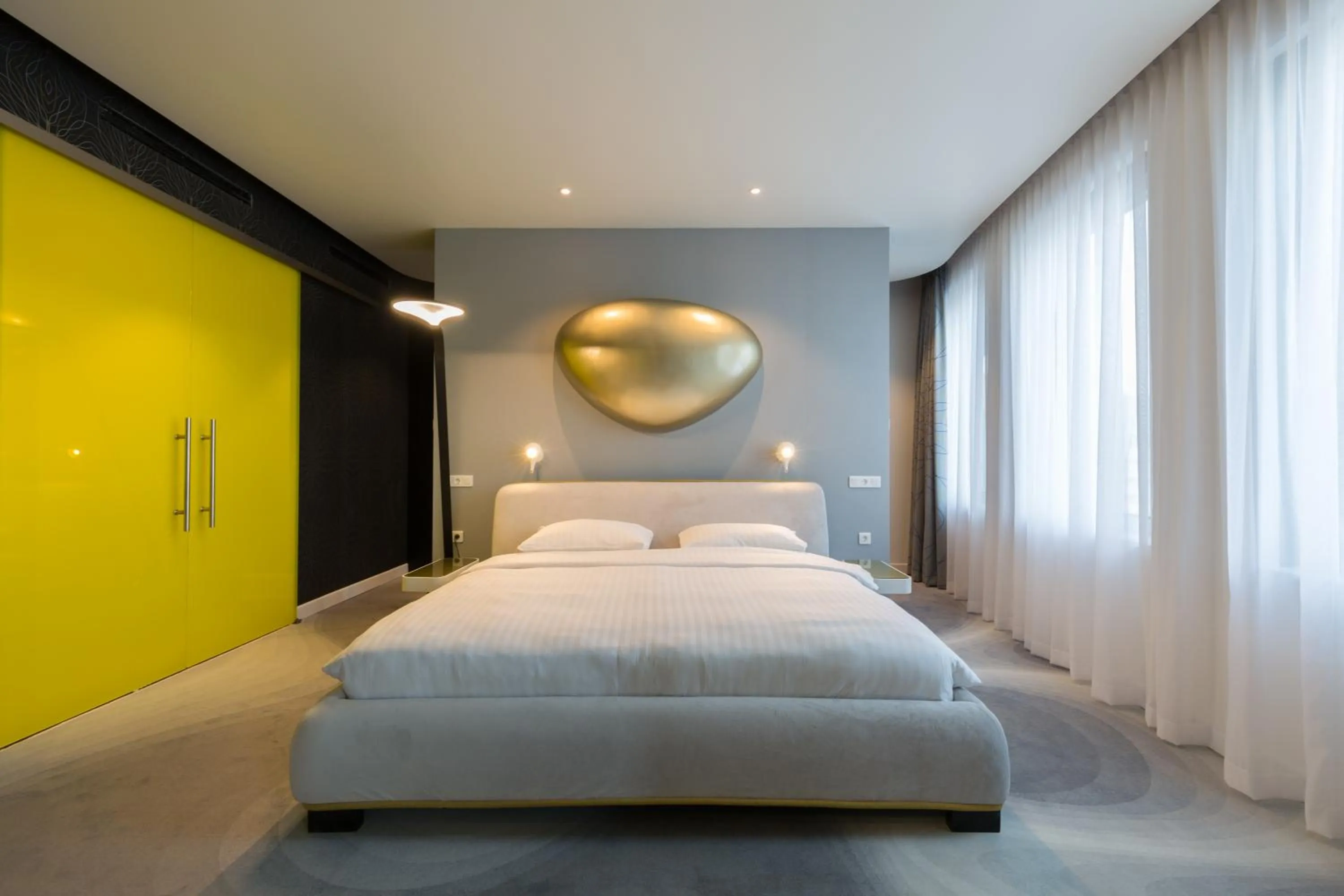 Bed in Park Inn by Radisson Amsterdam City West