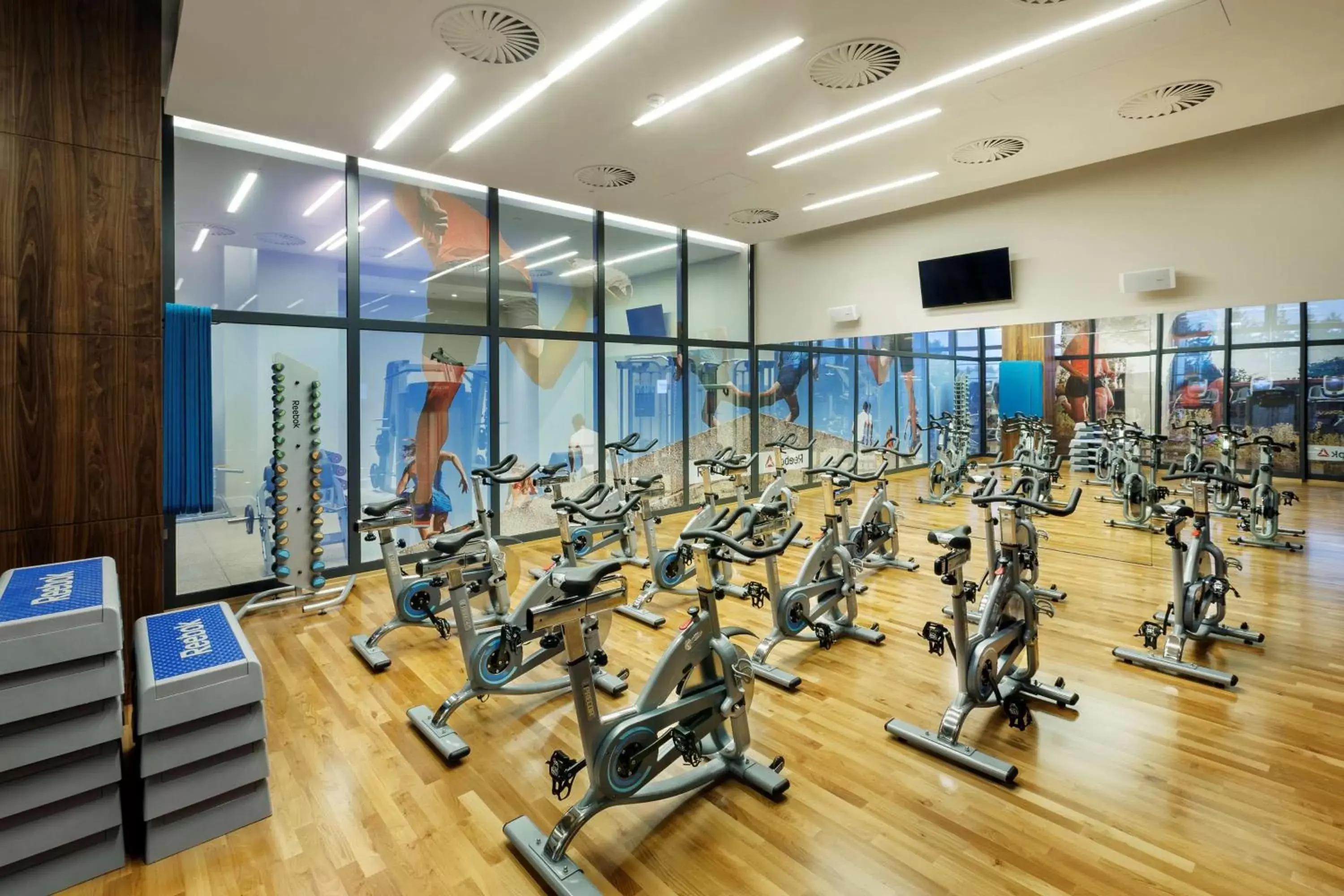 Fitness centre/facilities in DoubleTree by Hilton Hotel & Conference Centre Warsaw Fitness centre/facilities in DoubleTree by Hilton Hotel & Conference Centre Warsaw