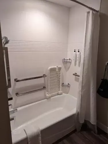 acessibility, Bathroom in TownePlace Suites By Marriott Columbia West/Lexington