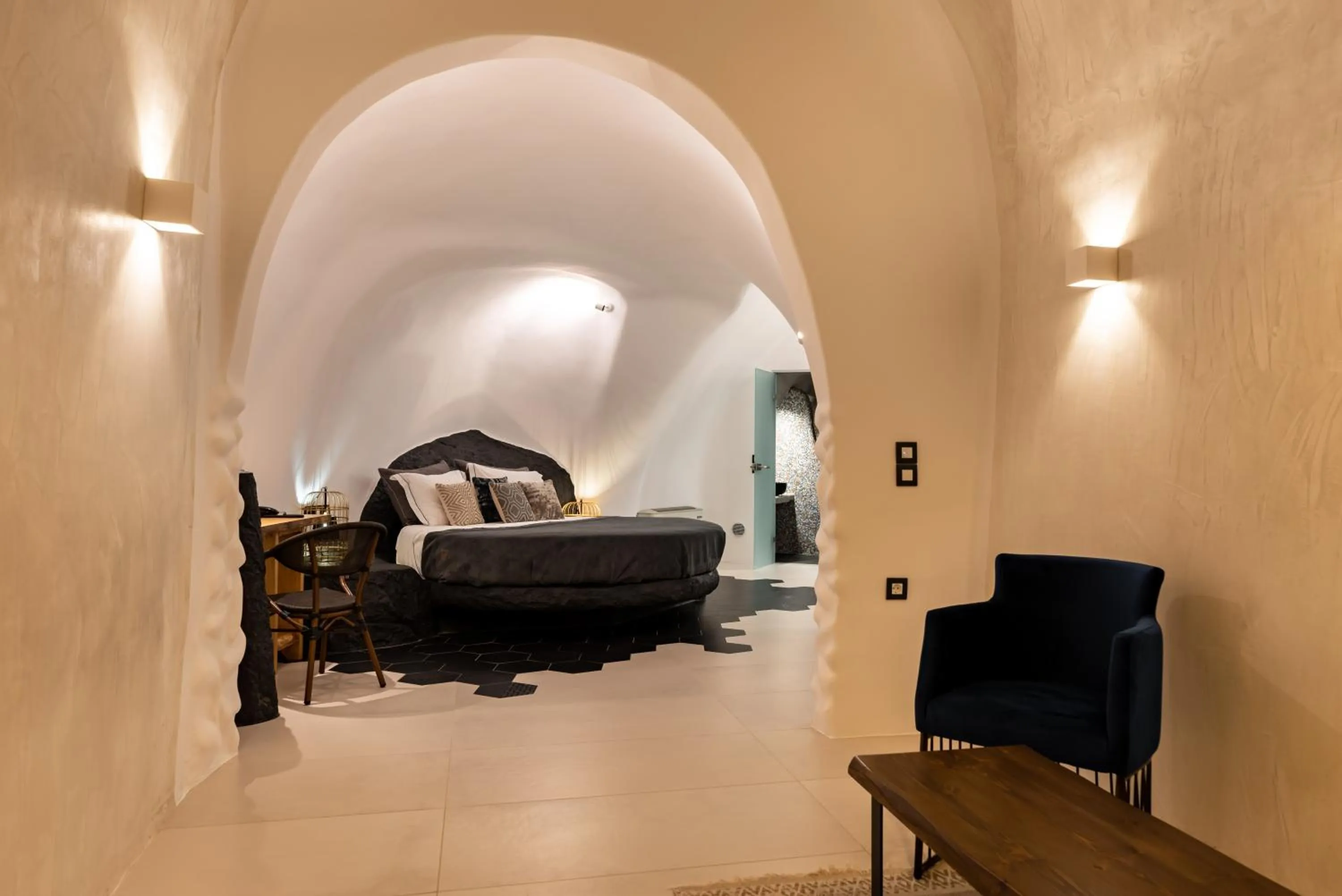 Bed in Daydream Luxury Suites