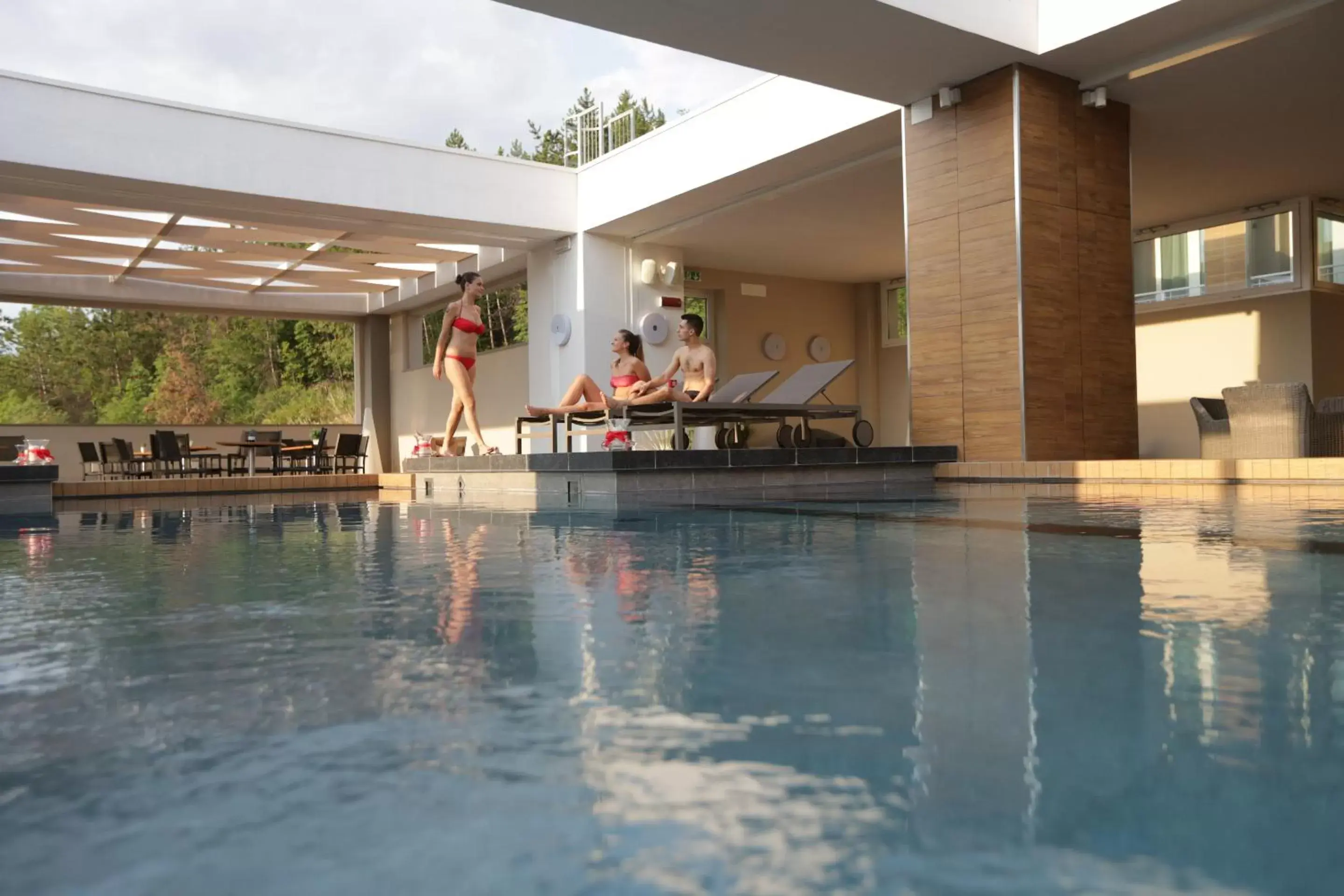 Swimming Pool in Admiral Park Hotel