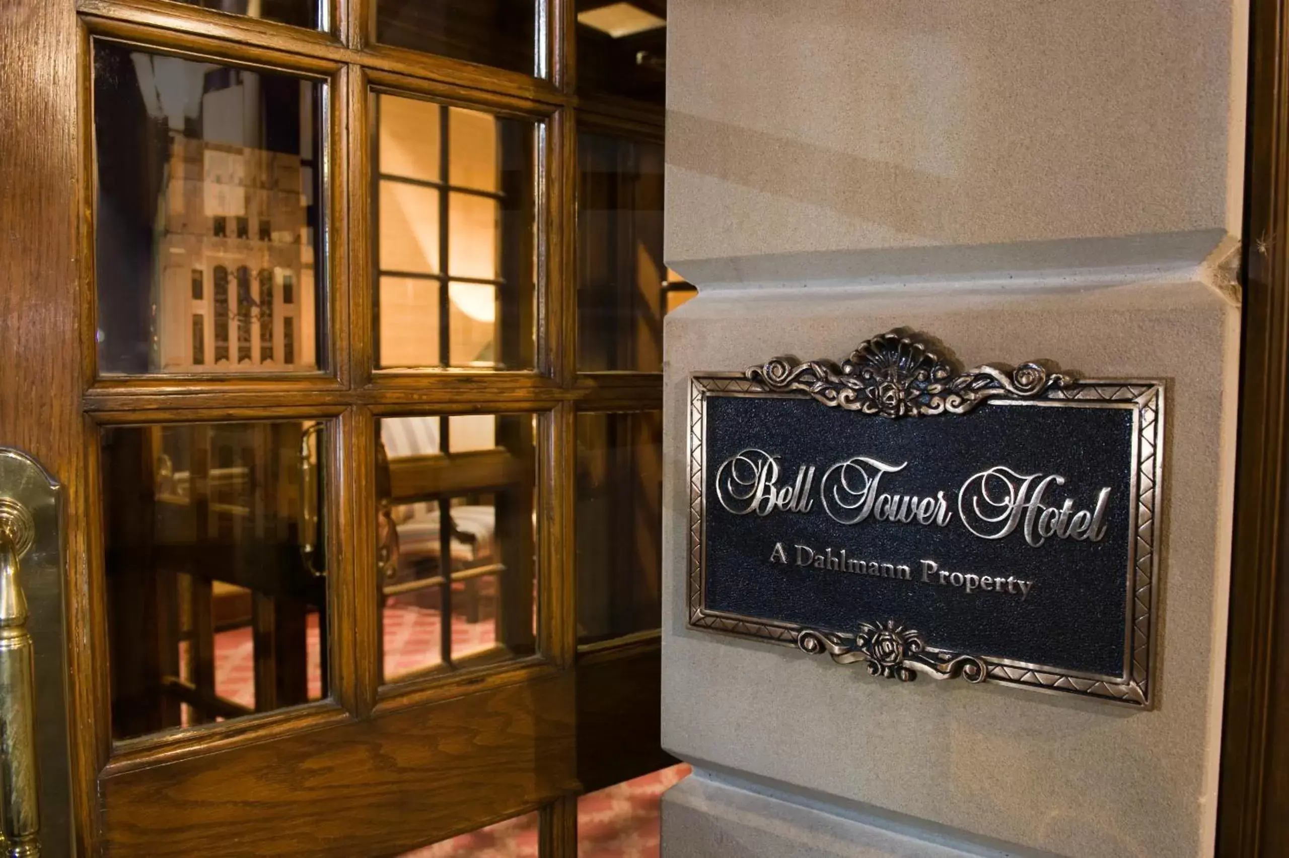 Facade/entrance in Bell Tower Hotel Facade/entrance in Bell Tower Hotel