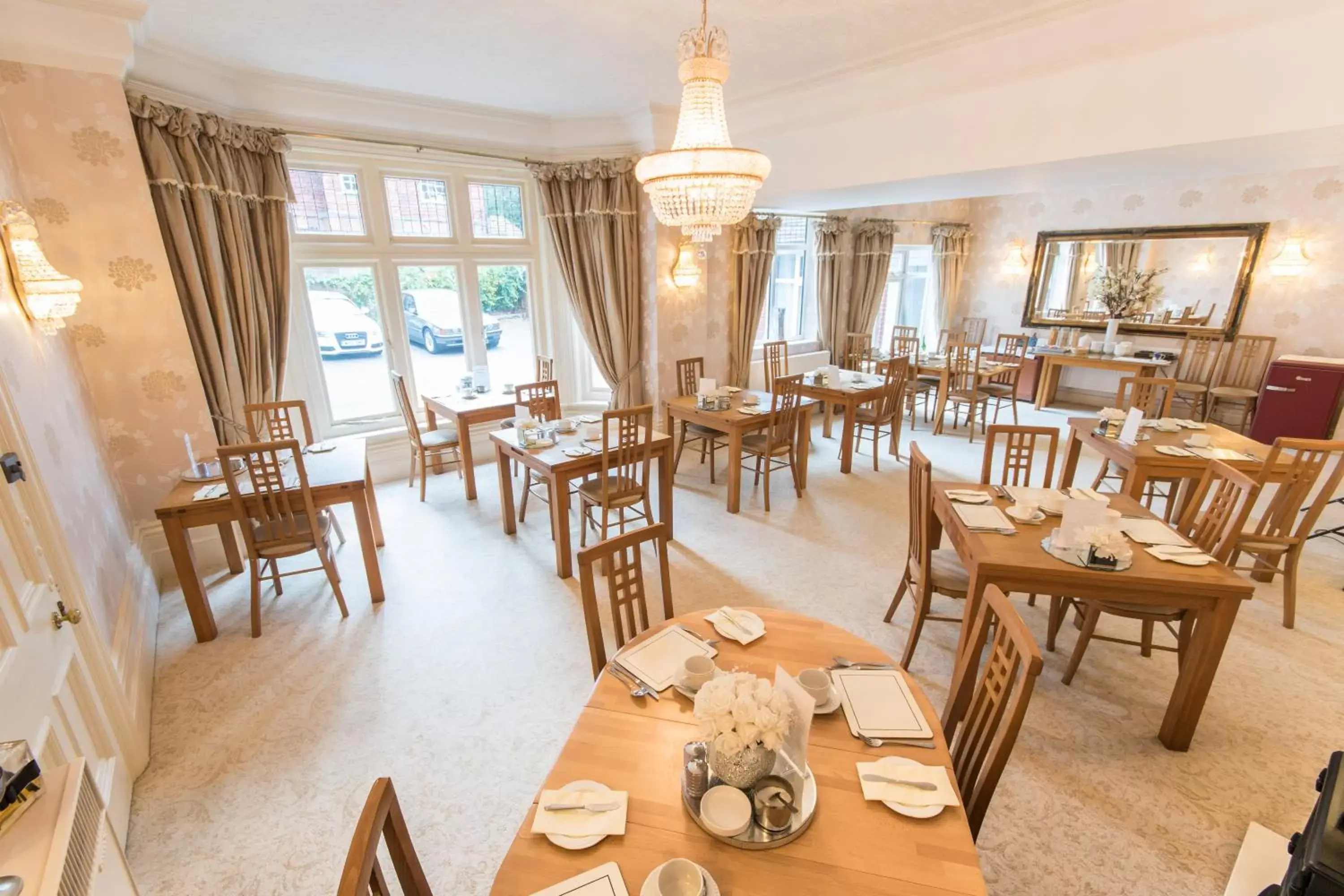 Dining area, Restaurant/Places to Eat in Grovefield Manor