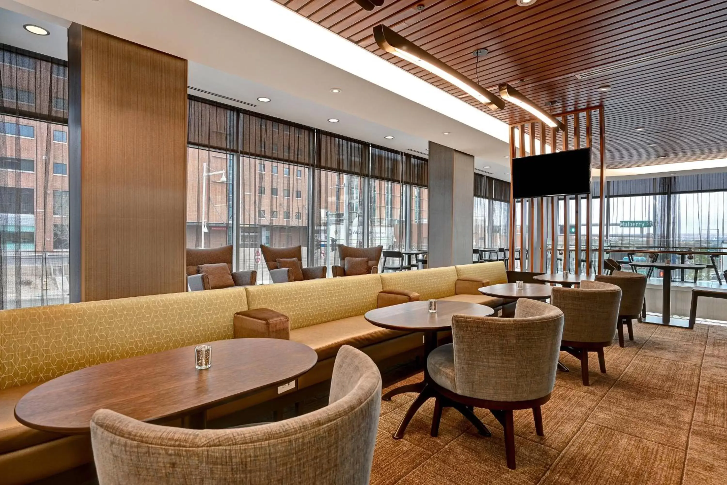 Lobby or reception, Lounge/Bar in SpringHill Suites by Marriott Albuquerque University Area