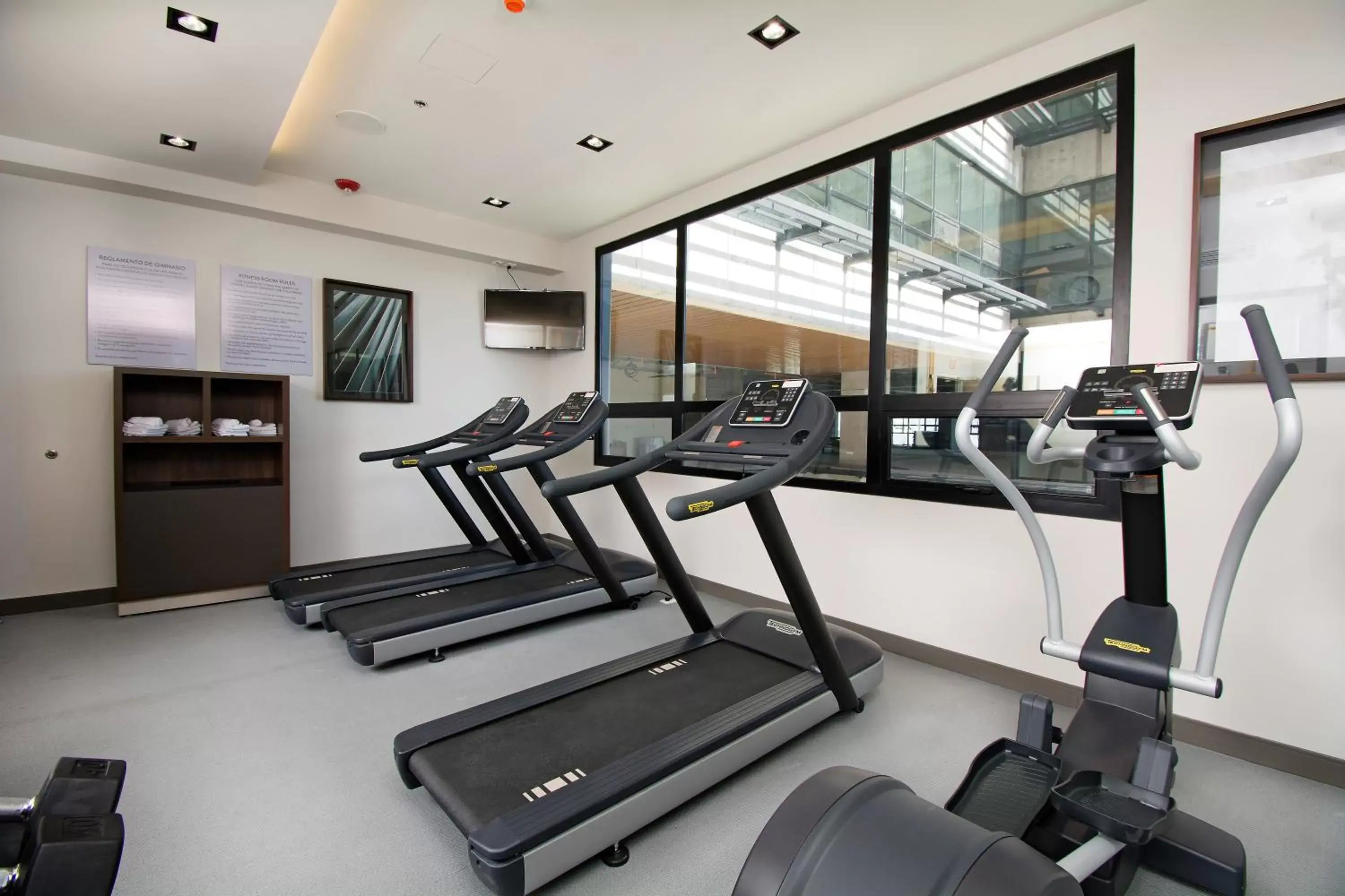 Spa and wellness centre/facilities, Fitness Center/Facilities in Staybridge Suites - Guadalajara Novena, an IHG Hotel