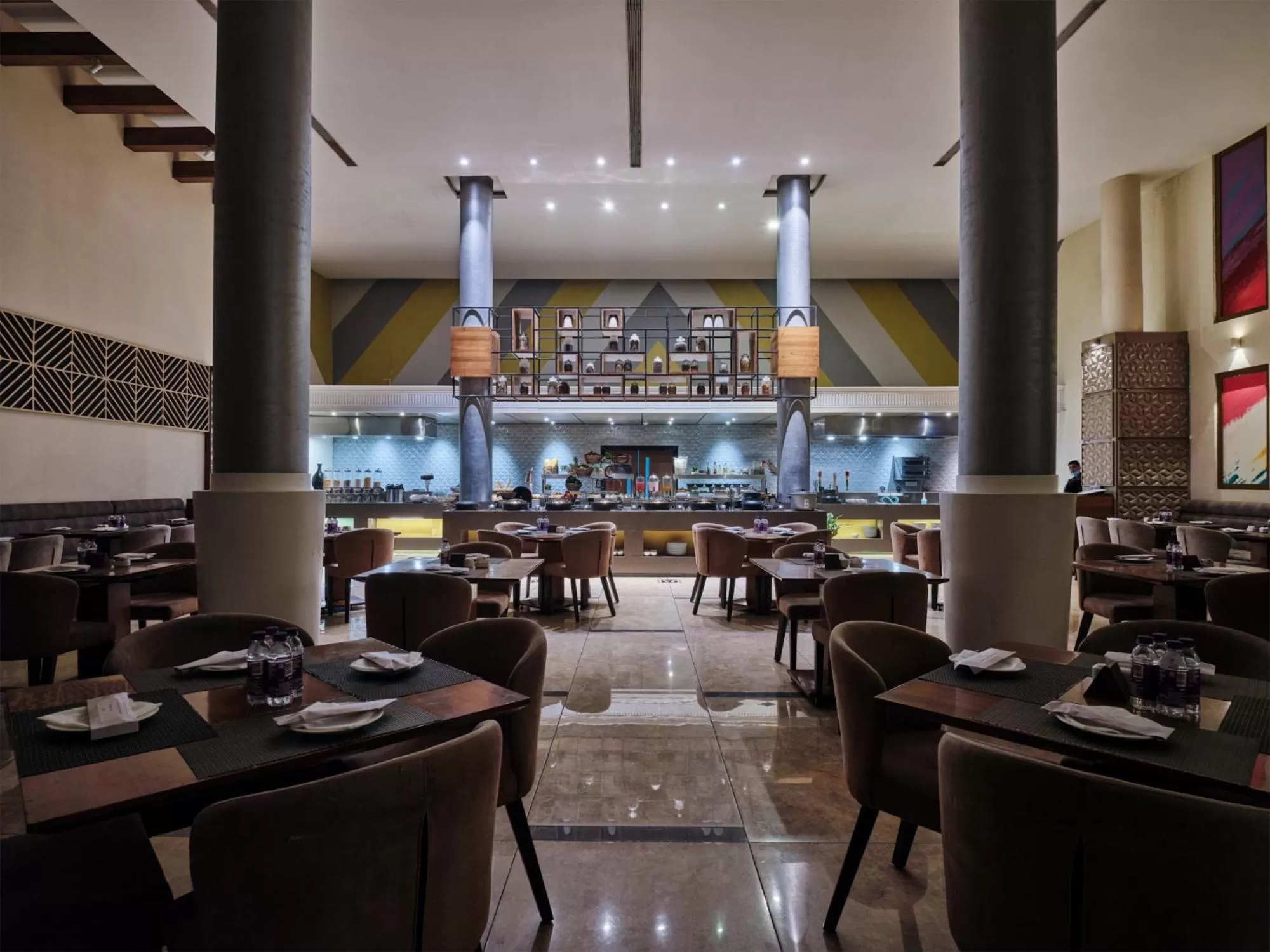 Restaurant/places to eat in Sayaji Indore