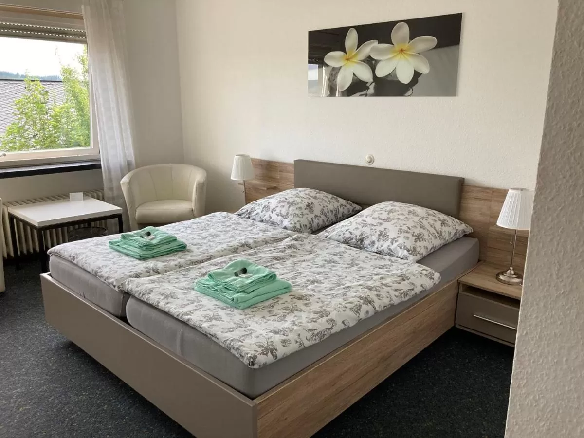 Bed in Bed & Breakfast Weisser Stein