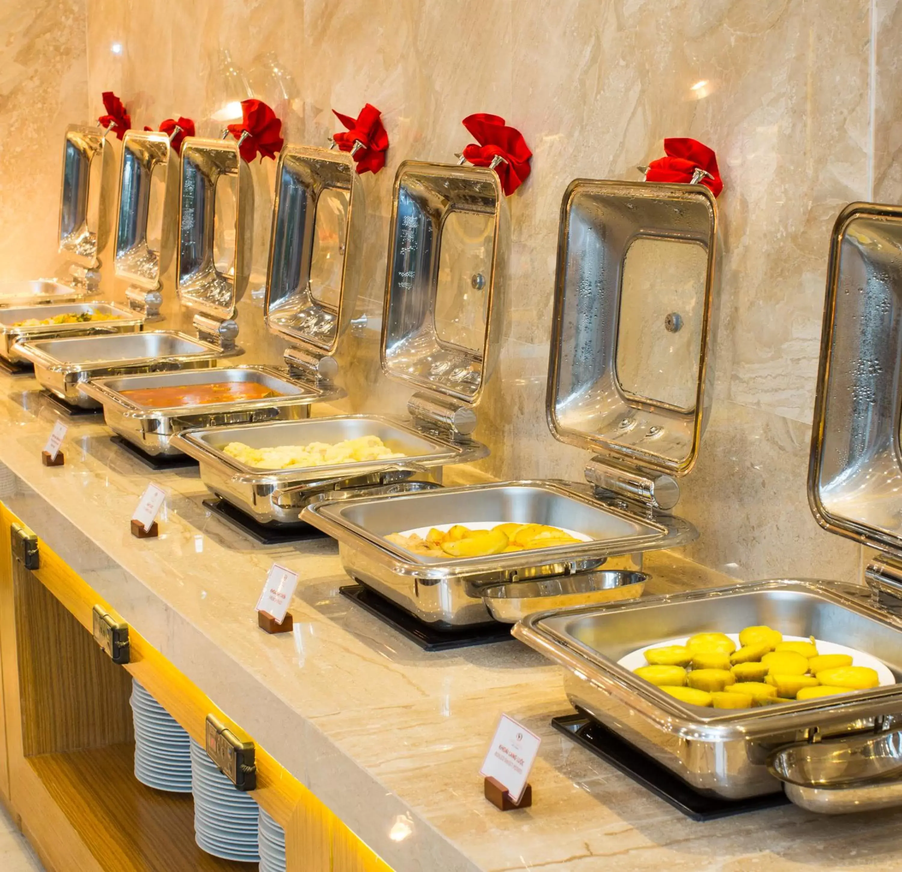 Food and drinks in DTX Hotel Nha Trang Food and drinks in DTX Hotel Nha Trang