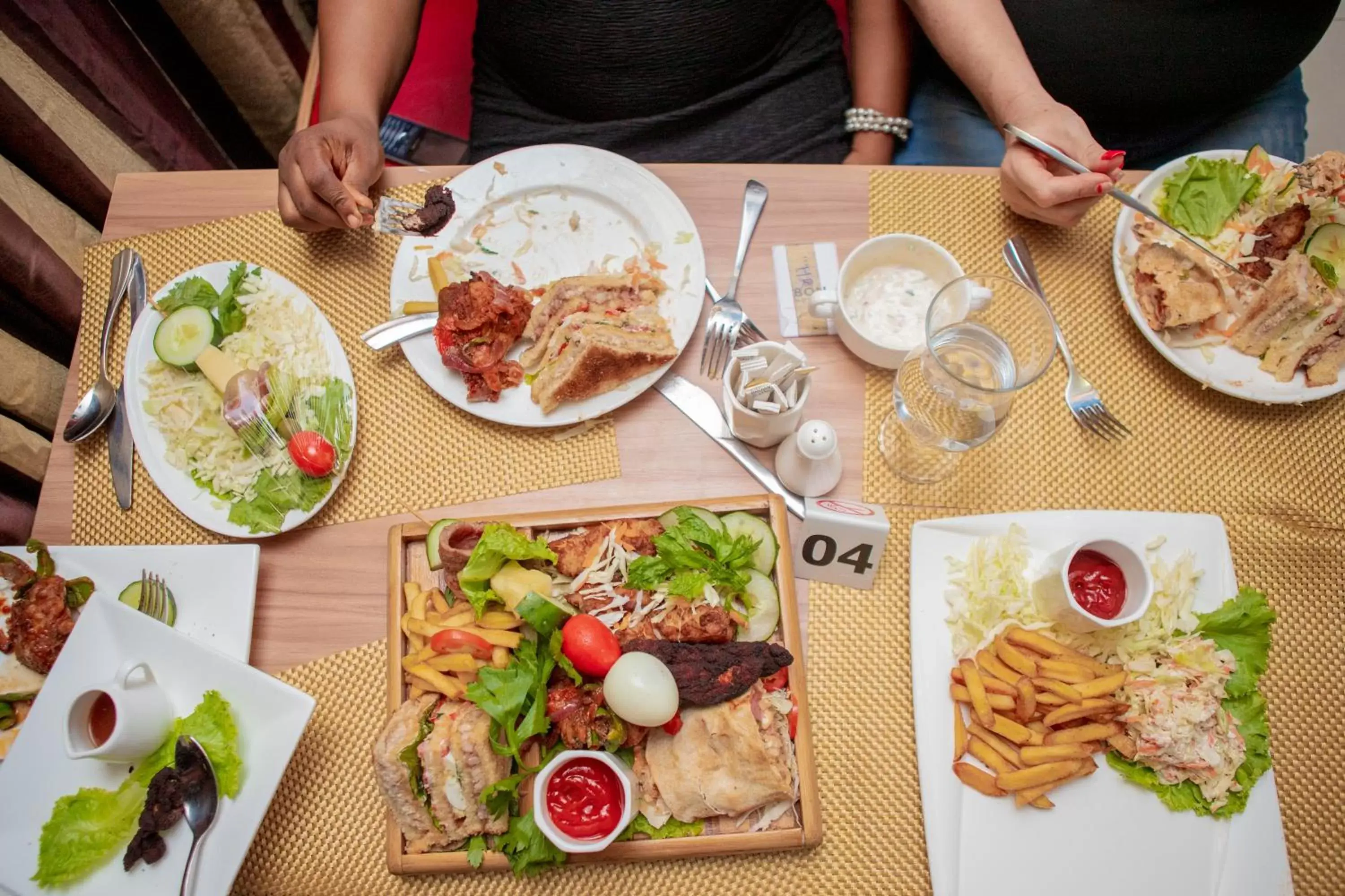 Breakfast, Lunch and Dinner in Hotel Sunshine Enugu