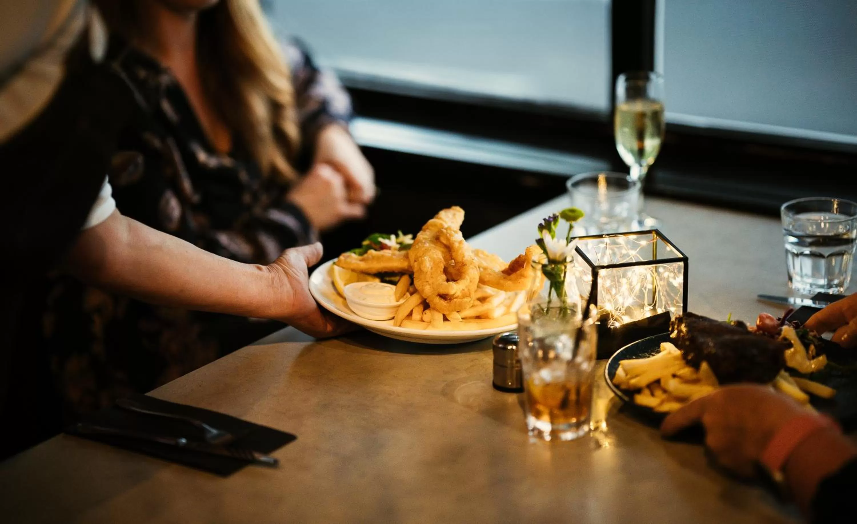 Restaurant/places to eat in Mercure Launceston