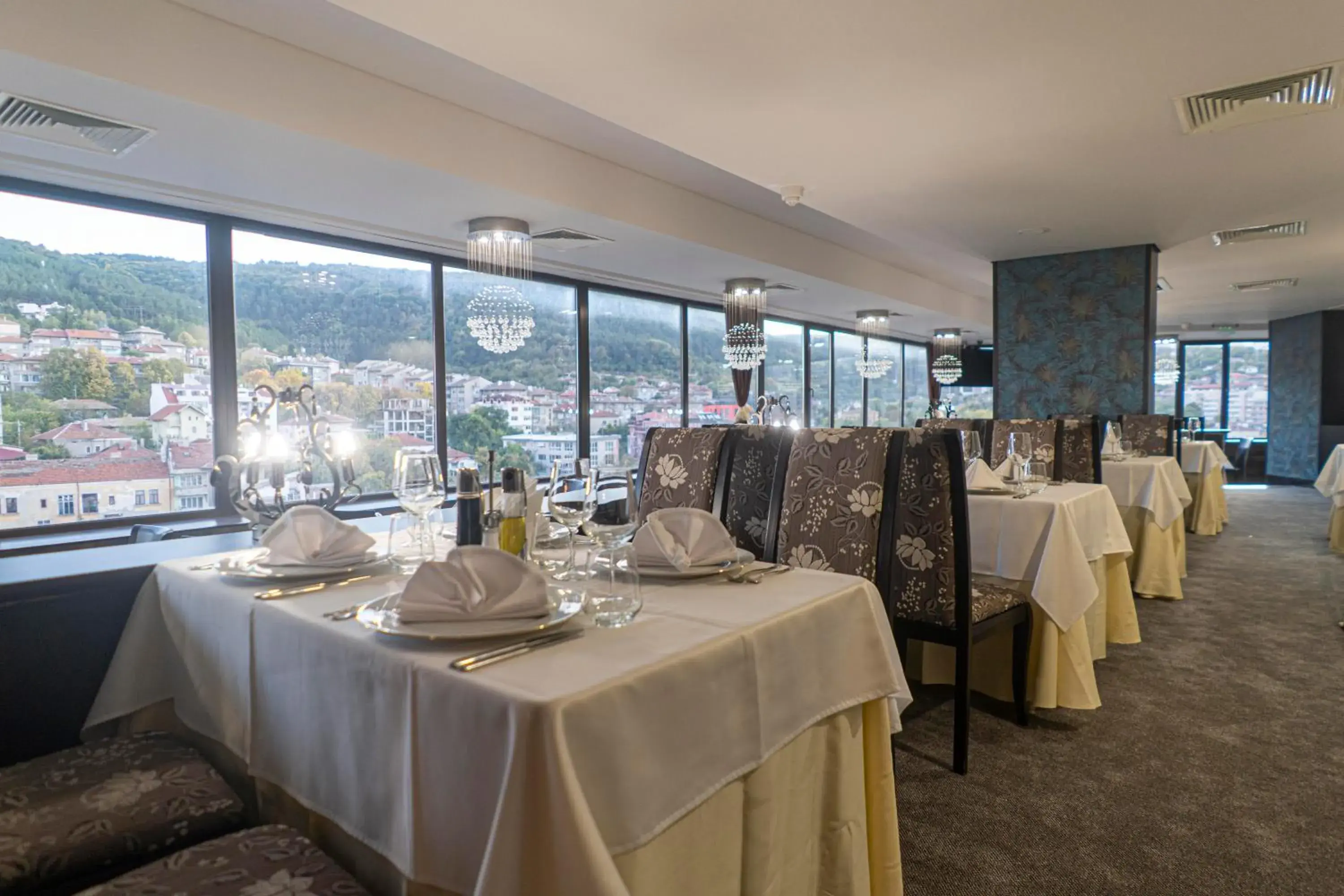 Restaurant/Places to Eat in Grand Hotel Shumen