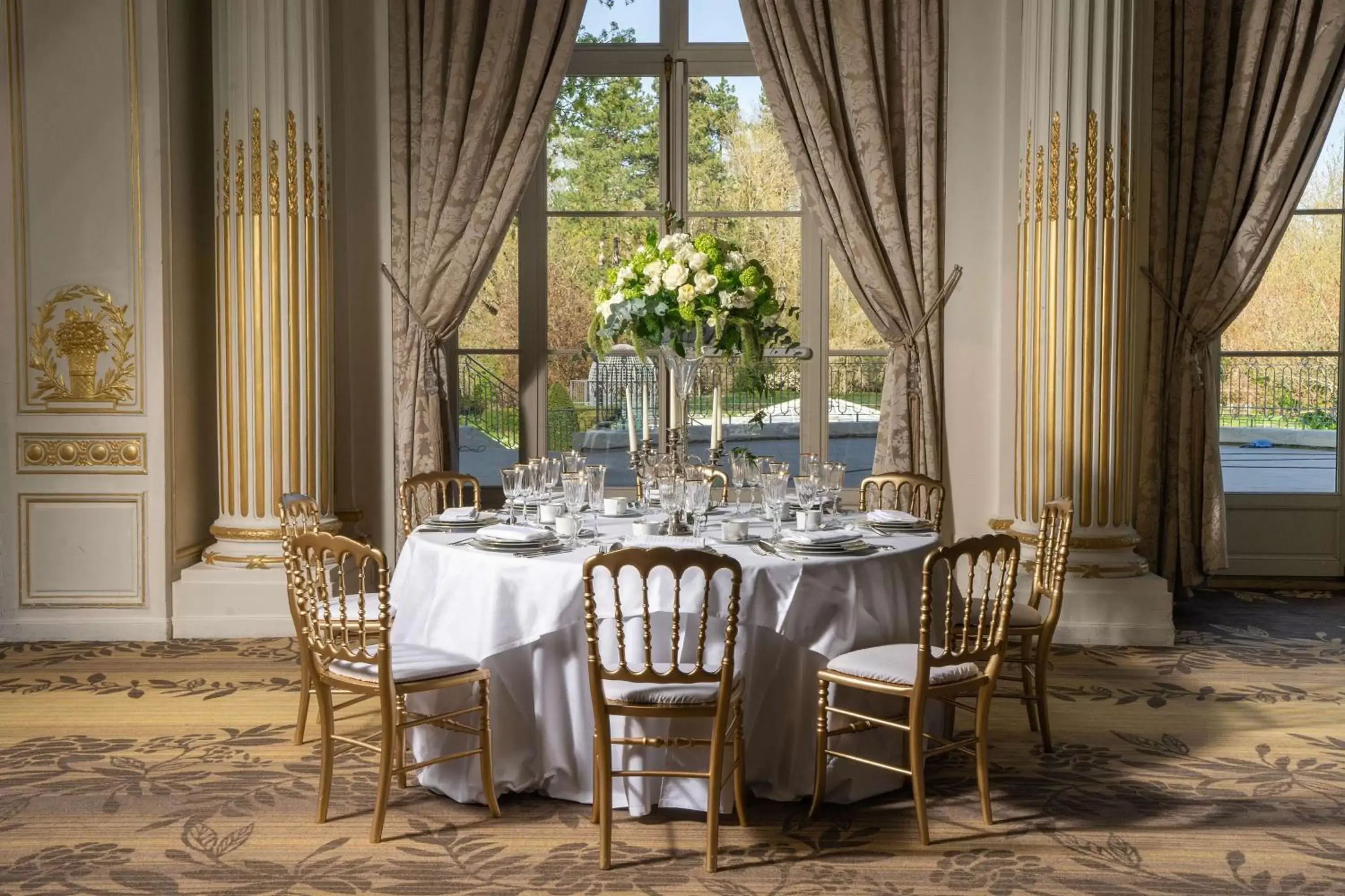Meeting/conference room, Restaurant/Places to Eat in Waldorf Astoria Versailles - Trianon Palace