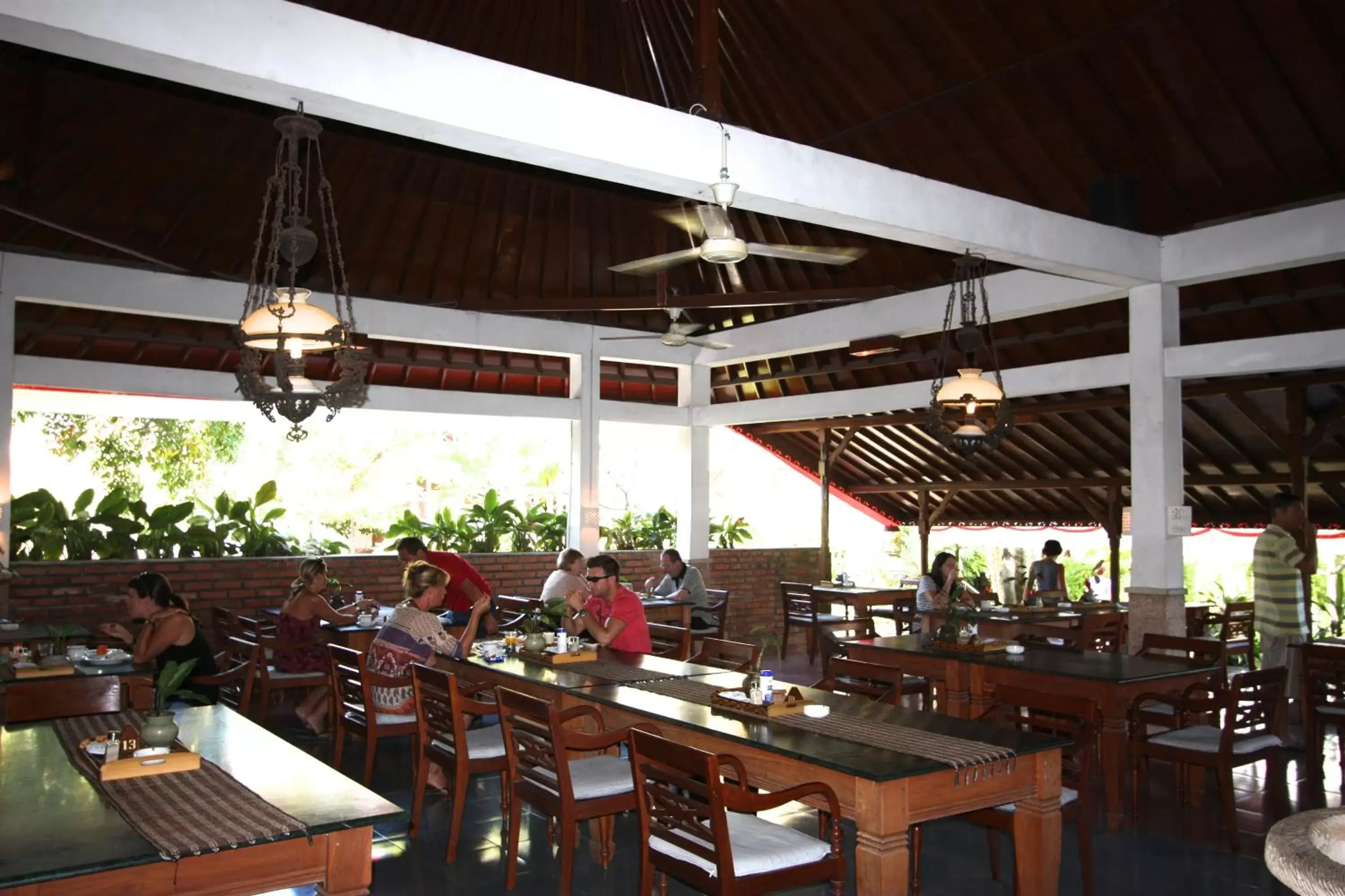 Restaurant/Places to Eat in Bumi Ayu Bungalow Sanur